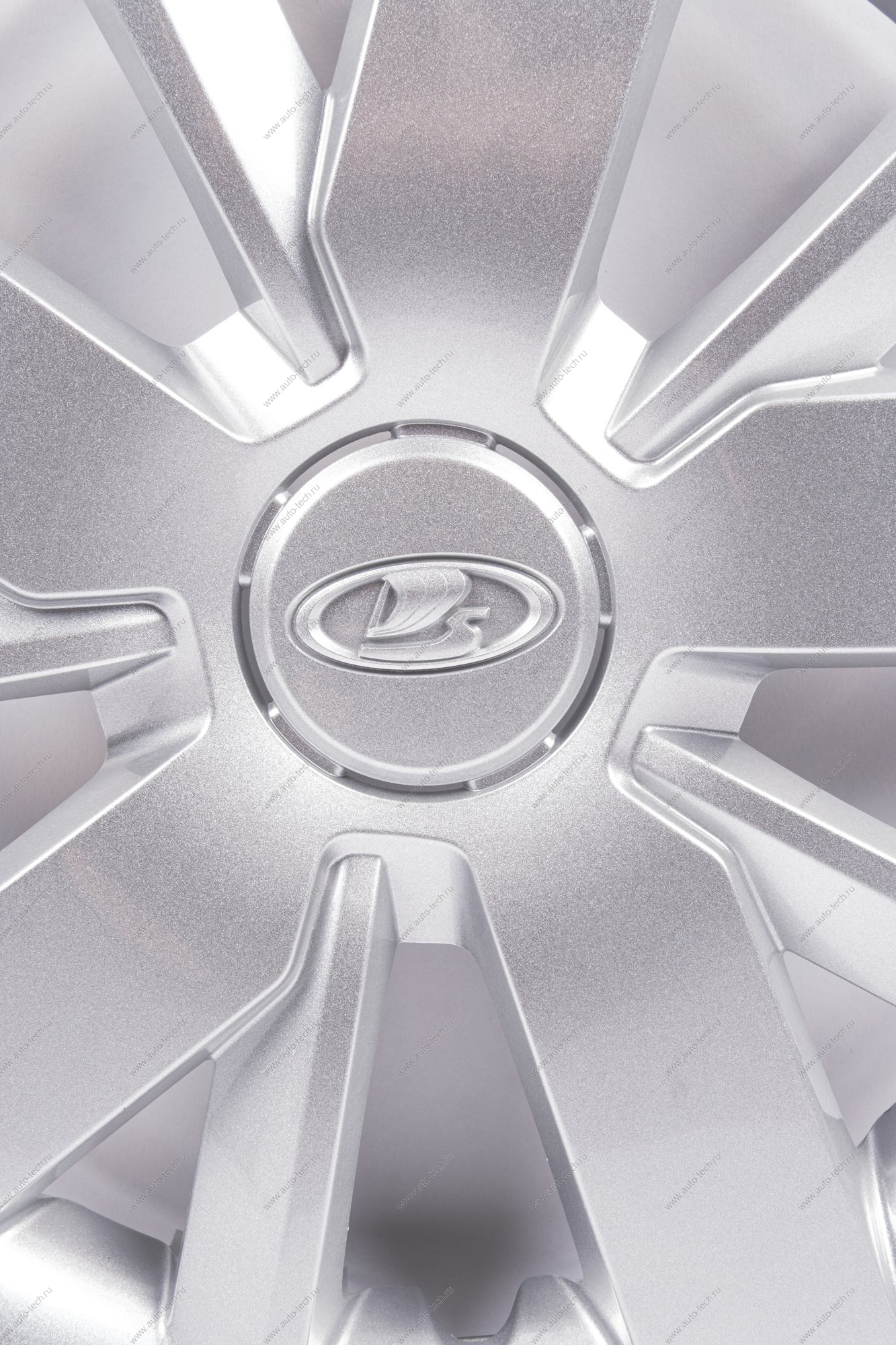 Колпак колеса R-14 FL Granta с 2018-( к штампован. диску ) Lada LADA 8450100999