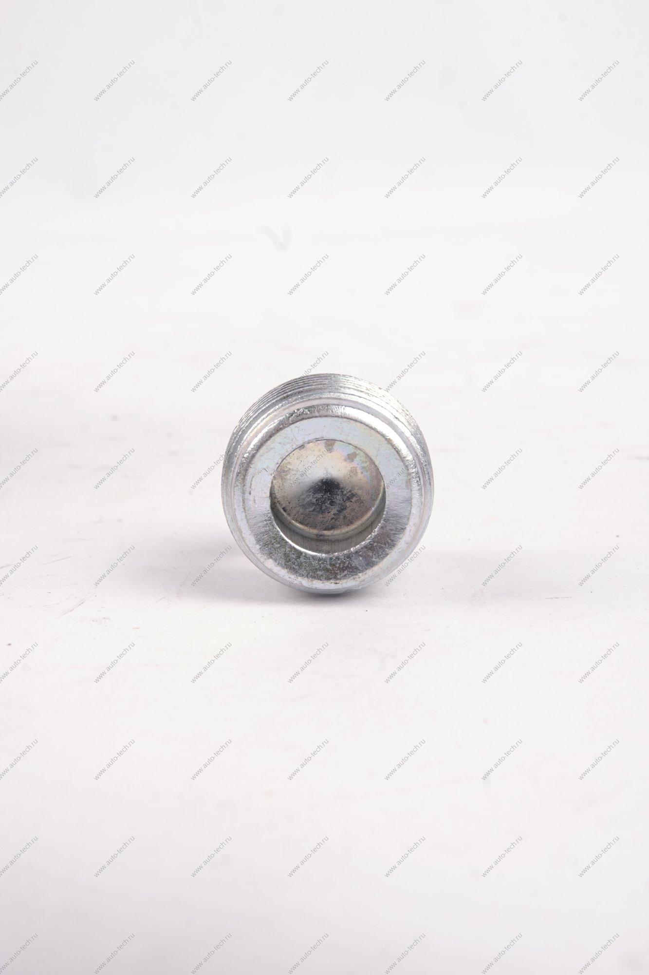 Пробка сливного отверстия масляного картера ВАЗ 2108 Lada LADA 21080100915600