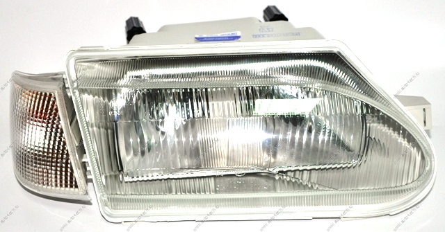 Фара ВАЗ-2114 правая бел. указ. (Освар) Lada LADA 743.3711010-02(Б/Н4)