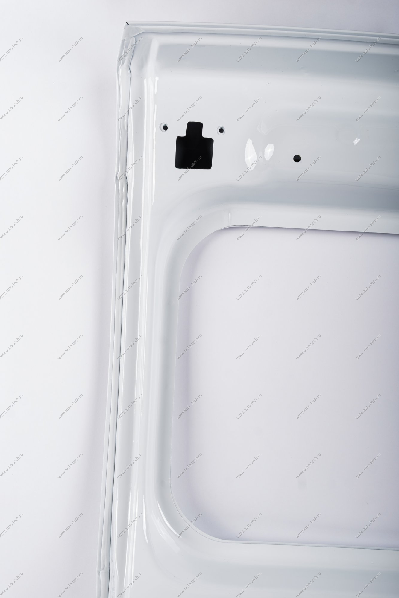 Дверь багажника LADA Largus (FL) NEW левая крашеная 221 Ледниковый (с окном, с отв под камеру) Lada LADA 8450013091-221