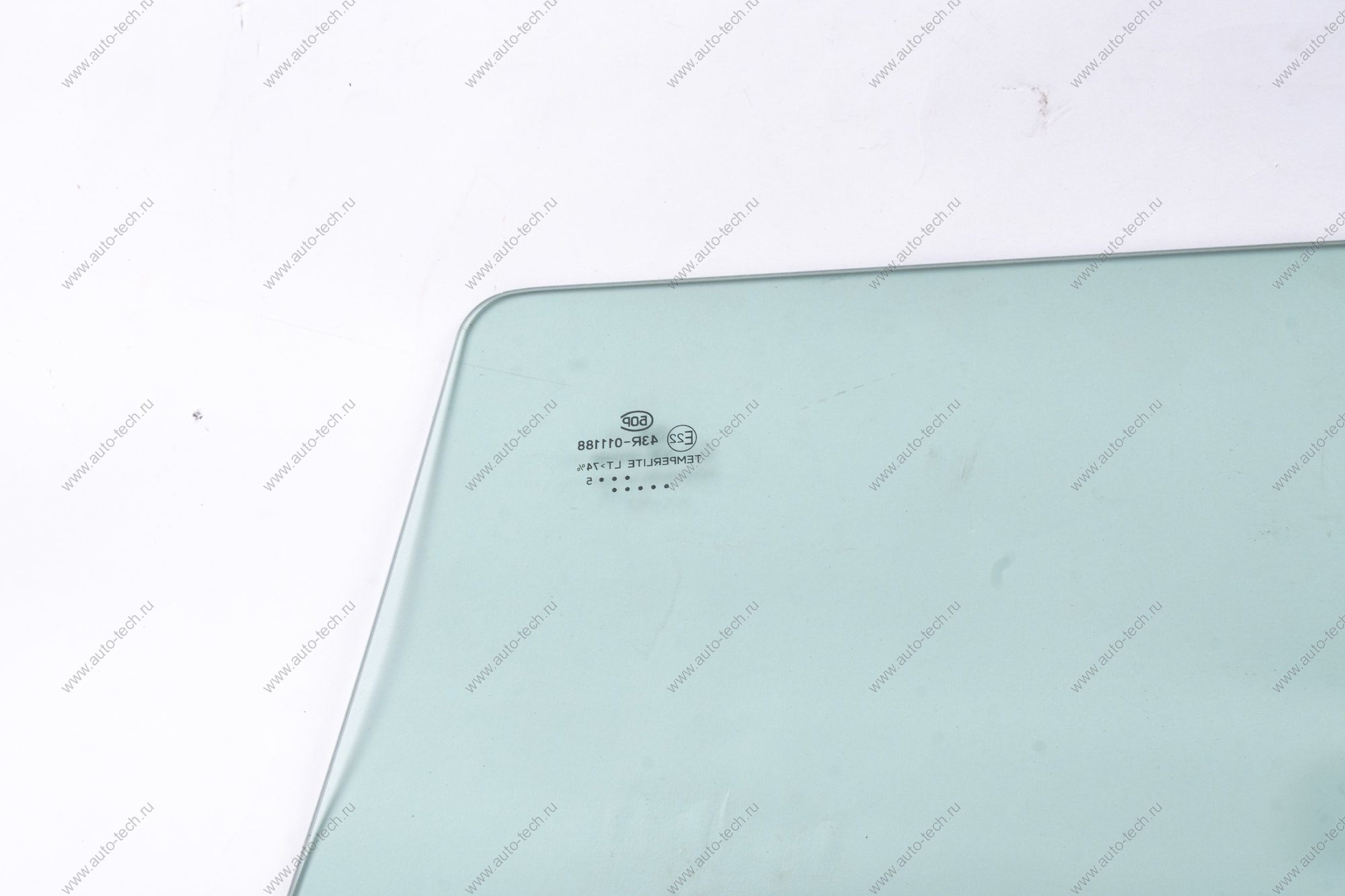 Стекло опускное задней двери ВАЗ-2123 правое Overtinted (тонирован) (AGC) Lada LADA 4037751