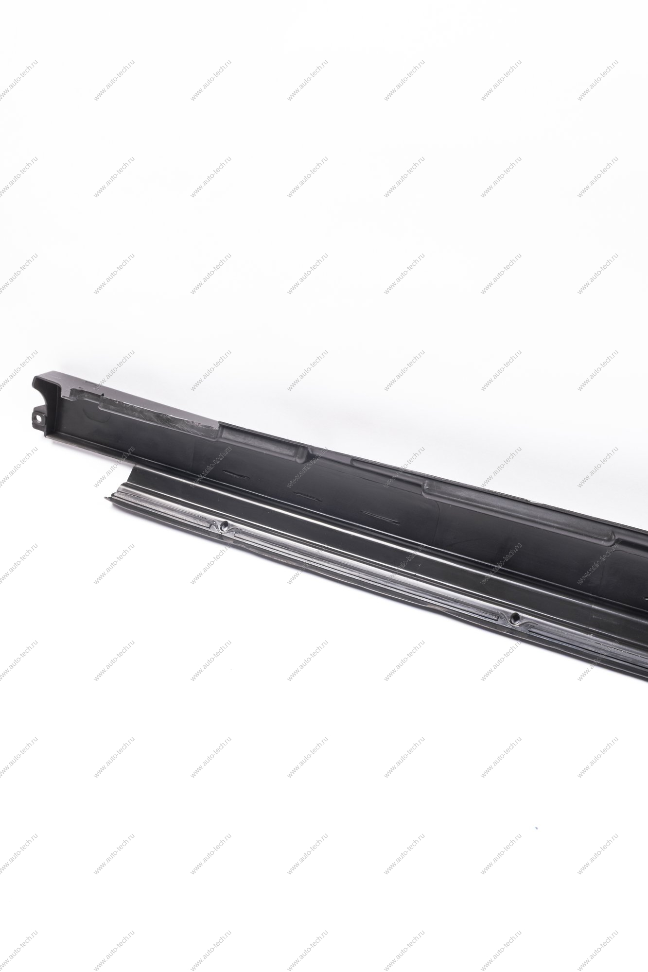 Обтекатель порога ВАЗ-2170/2110 левый Lada LADA 21700841512300