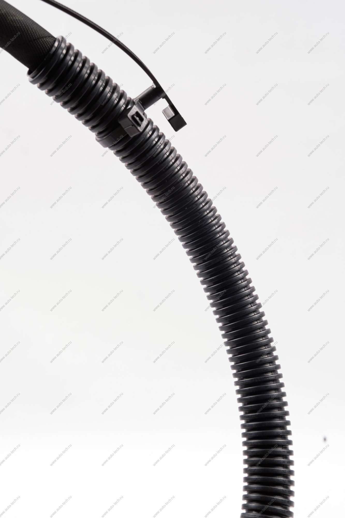 Шланг топливный двигат 11189(P3M) LADA Largus (FL) NEW Lada LADA 8450023582