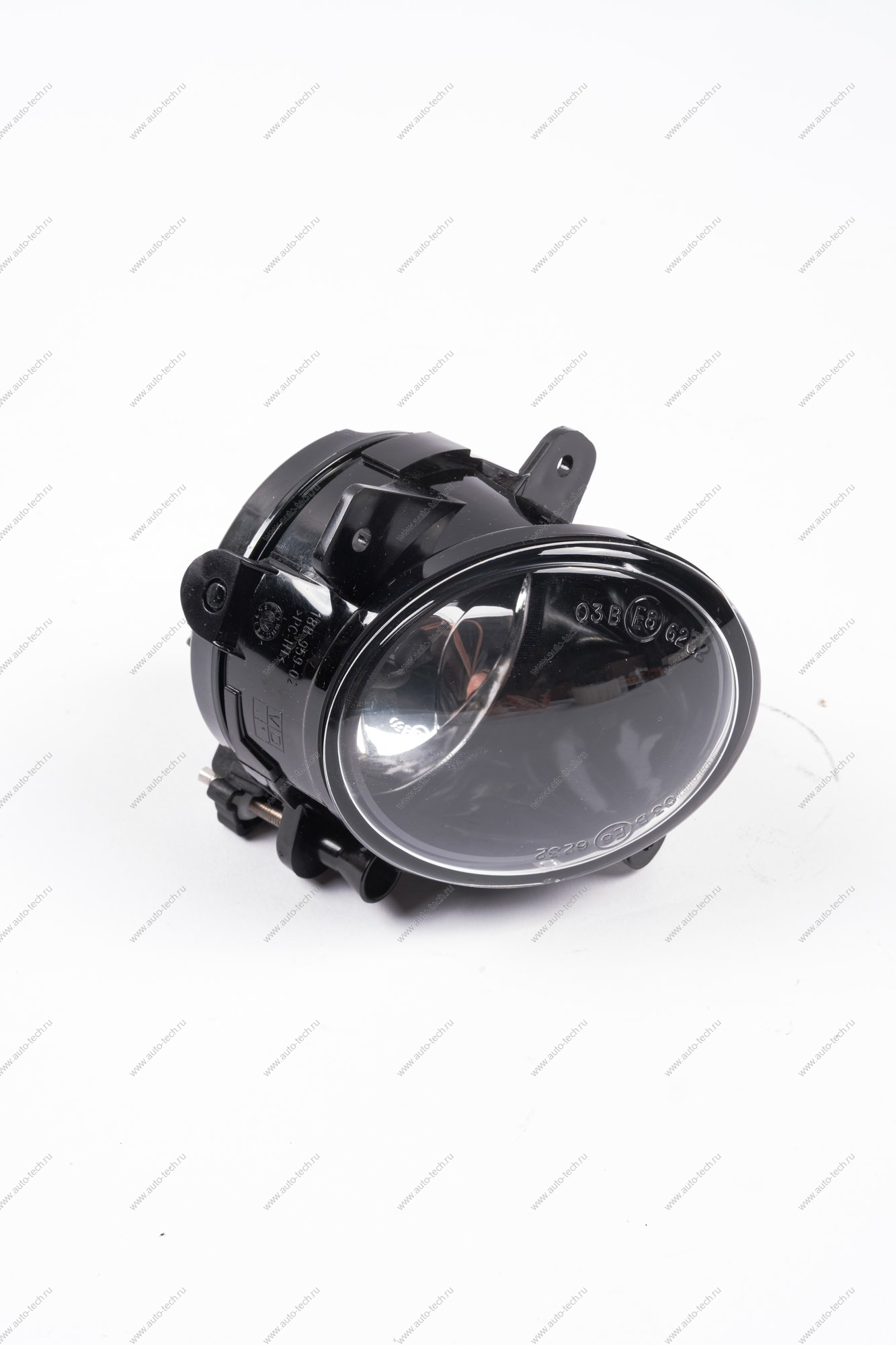 DATSUN фара противотуманная правая Nissan NISSAN 261545PA0A