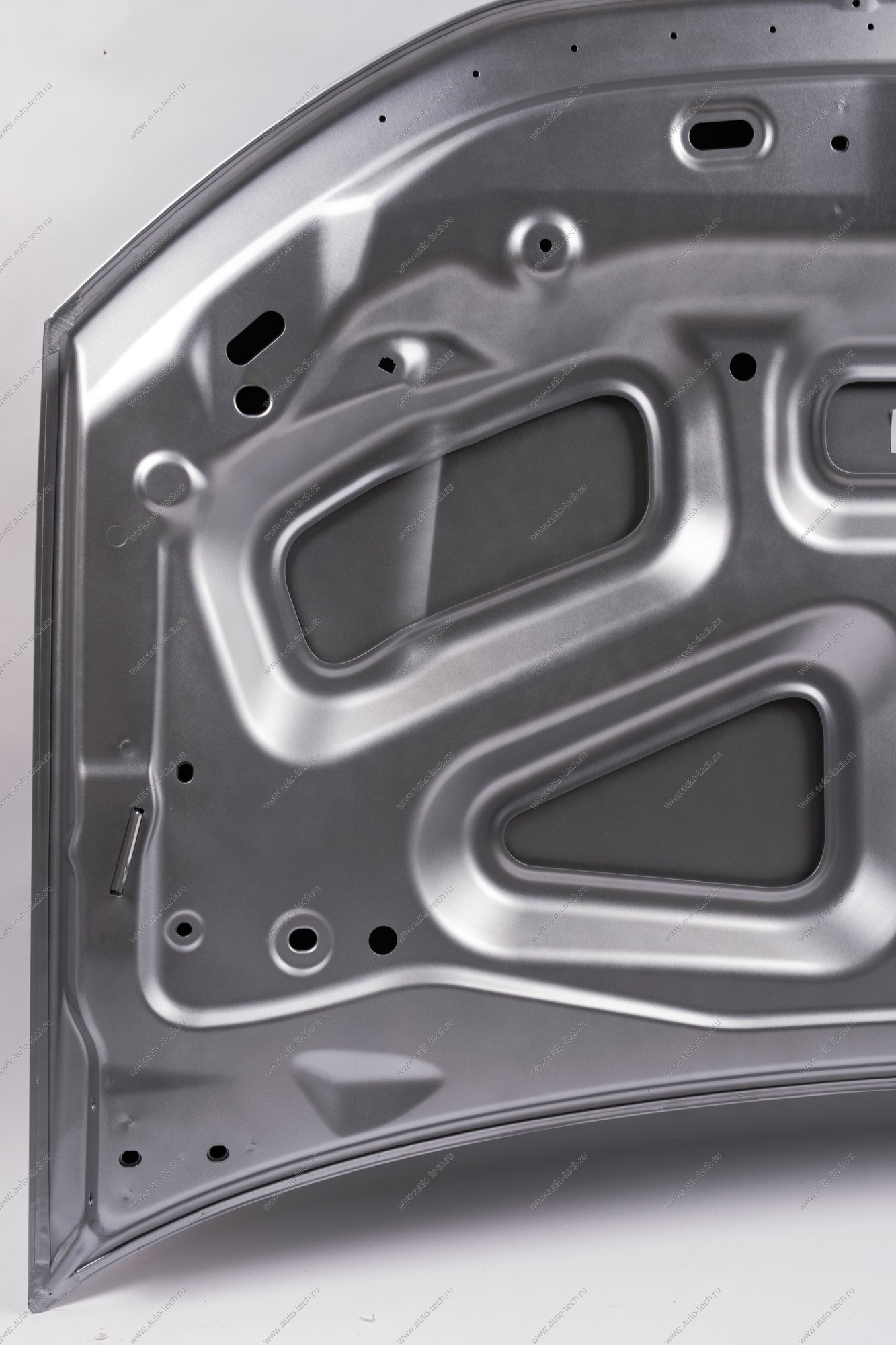 Капот LADA Largus (FL)/Cross (FL) крашеный в цвет 624 Серое плато ( Светло-серый), герметик только по шву Lada LADA 8450013078-624