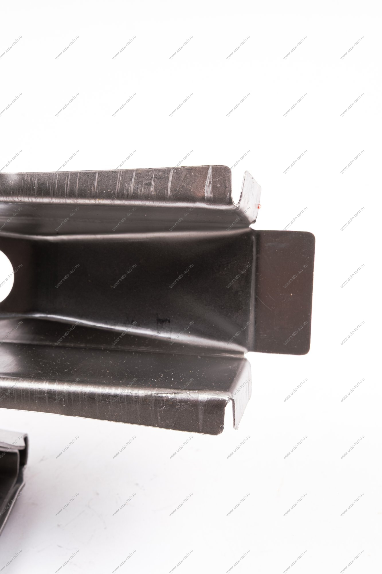 Поддомкратник ВАЗ-2121 передний правый в сборе Kamaz KAMAZ 21210-5101344-63