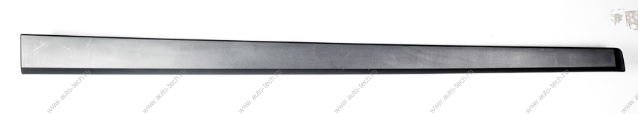 Молдинг передней двери левый Lada Vesta SW Cross Lada LADA 8450031025