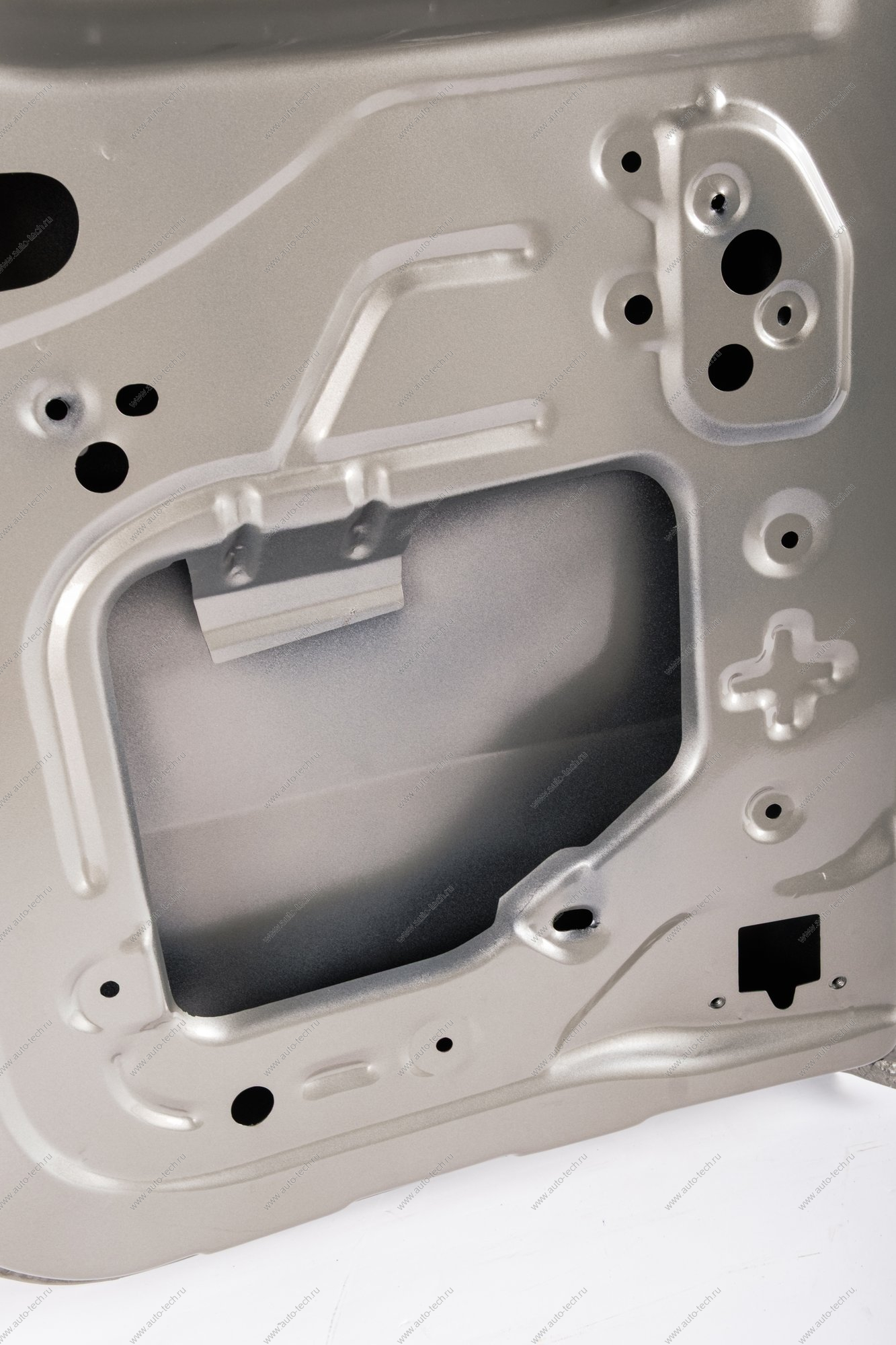 Дверь задка правая (глухая) LADA Largus/Лада Ларгус крашеная 242 Серый базальт (Серо-бежевый) GAMMA GAMMA 901004643R-242-GAMMA