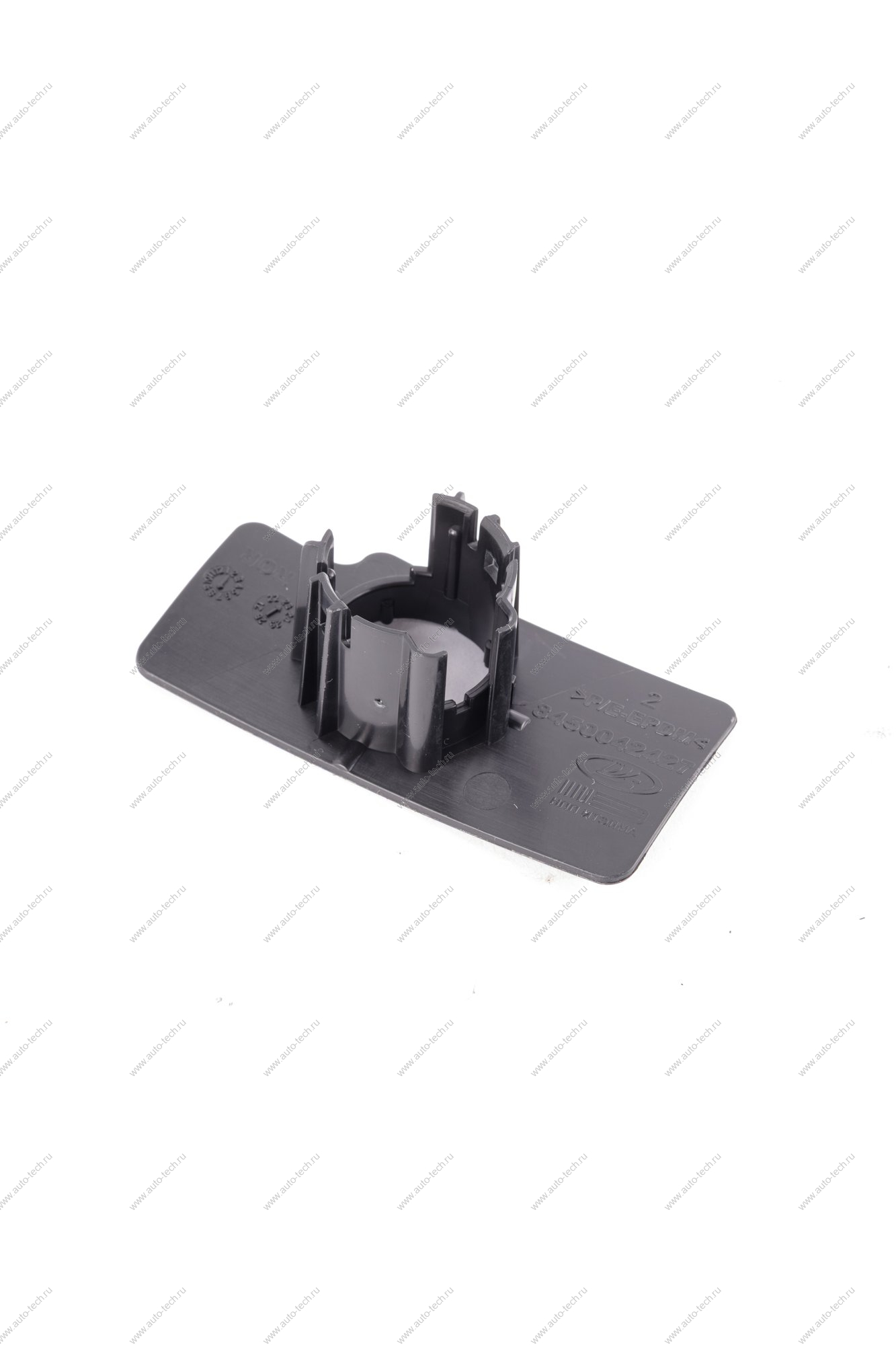 Держатель датчика системы парковки задний угловой правый LADA Vesta FL Lada LADA 8450042427