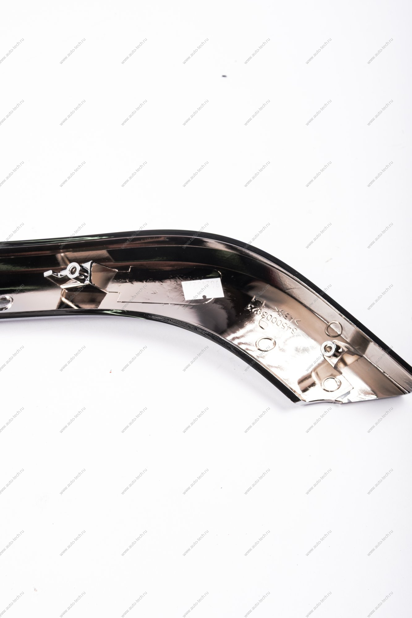 Молдинг LADA Vesta/Веста переднего бампера нижний правый хром LADA 8450008923