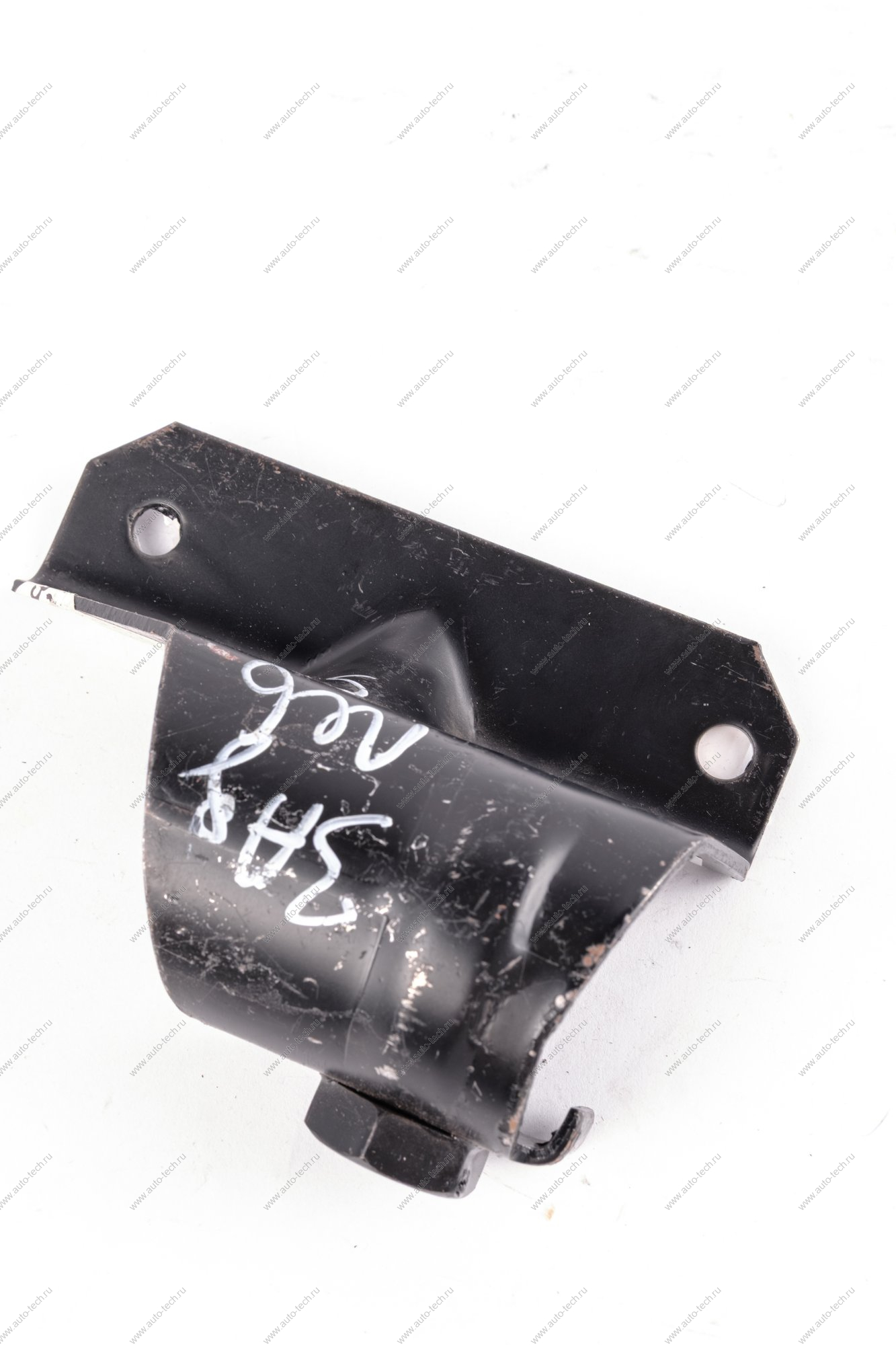 Кр-н заднего бампера ВАЗ-2105 боковой левый (крепёж труб) Lada LADA 21050-2804035-00