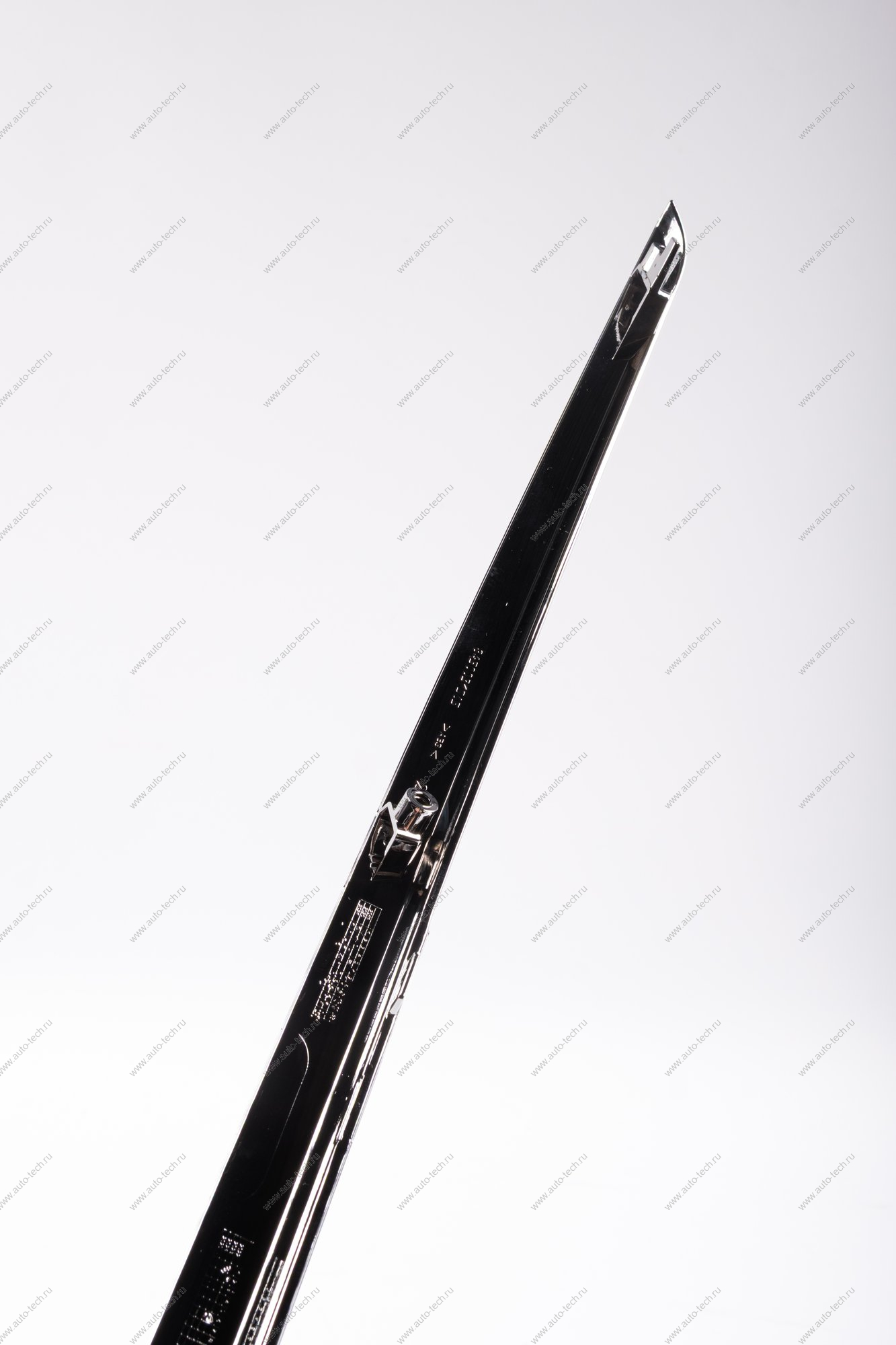 Молдинг LADA Vesta/Веста переднего бампера верхний левый хром Lada LADA 8450008670