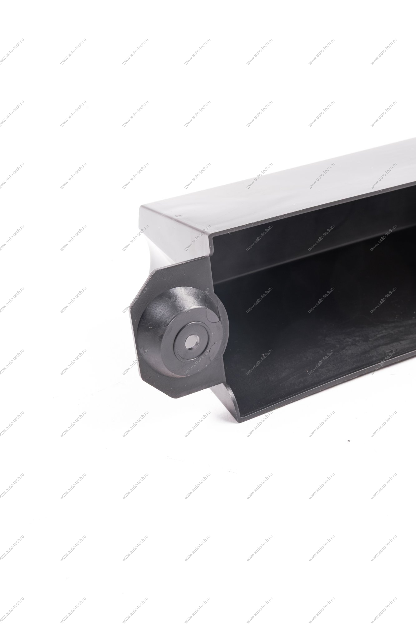 Элемент RENAULT Logan/Рено Логан заднего бампера левый 2014- Renault RENAULT 850933555R