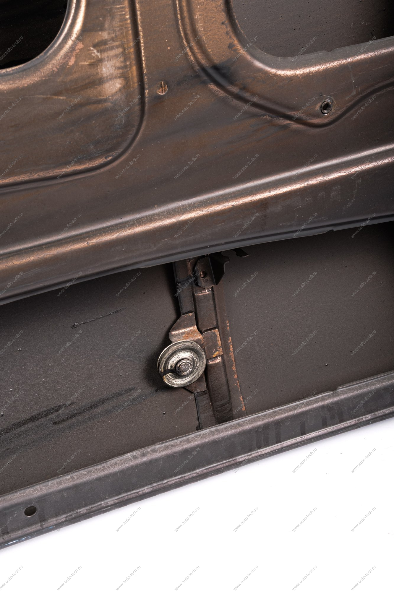 Дверь ВАЗ-2101 передняя правая (без отв. под молдинг) Kamaz KAMAZ 21060-6100014-61