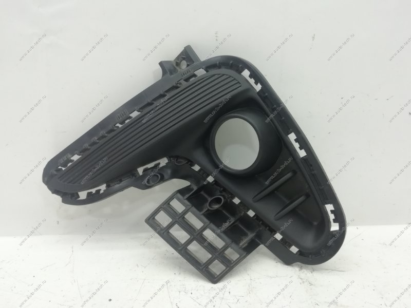 Решетка в передний бампер под птф левая Kia Pio 2017- Bodyparts Bodyparts KARIO17-190-L