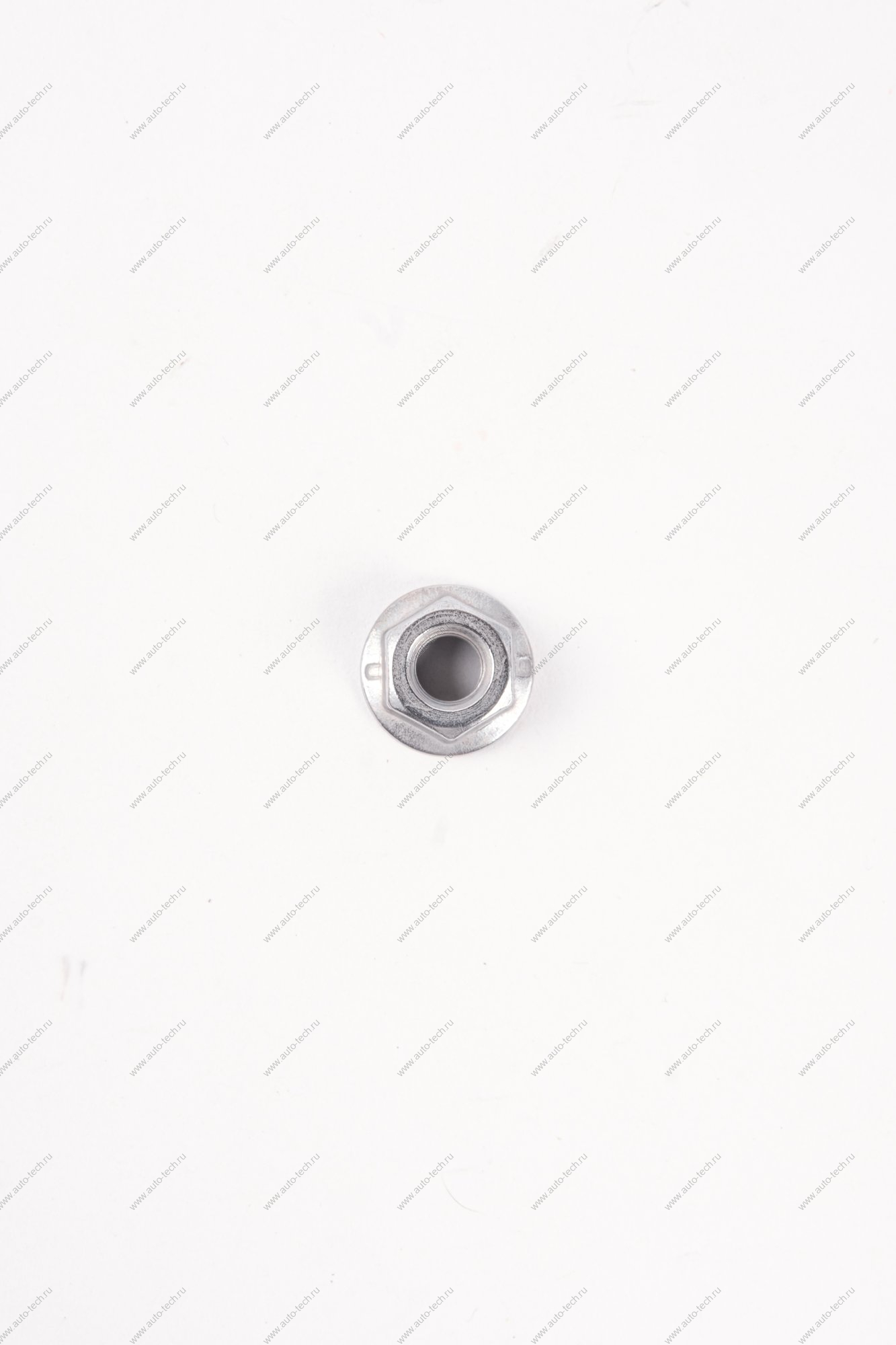 Гайка шестигранная с фланцем M6X100 Lada LADA 7703033205