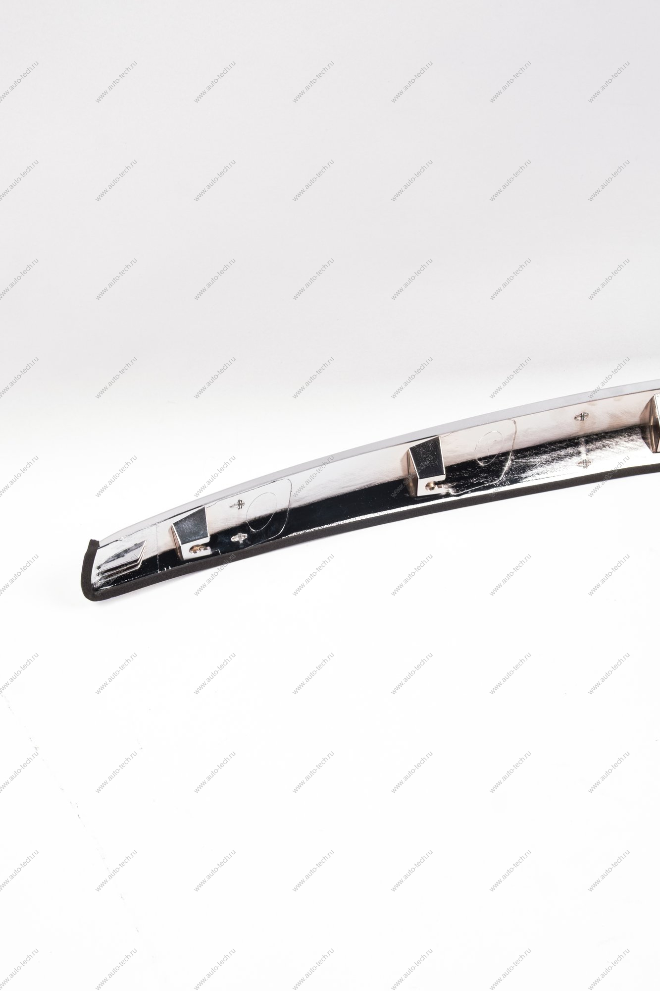 Молдинг капота Almera G15 Sat SAT ST-DT08-015M-0