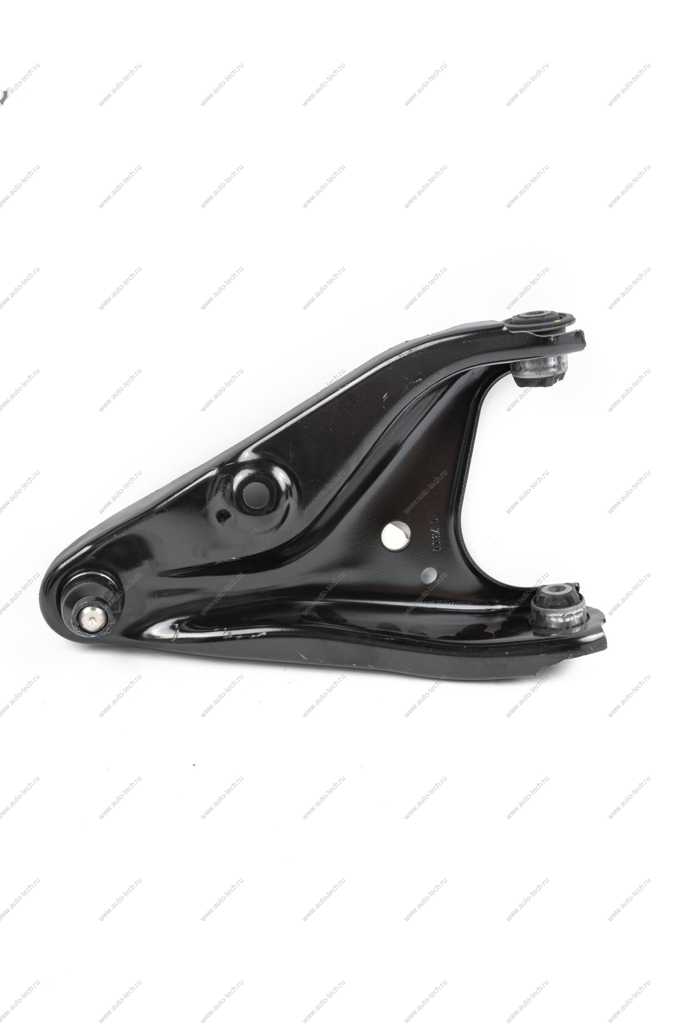 Рычаг передний правый LADA Largus/Logan 2014- (с боковой проточкой) Lada 545001064R LADA 545002124R