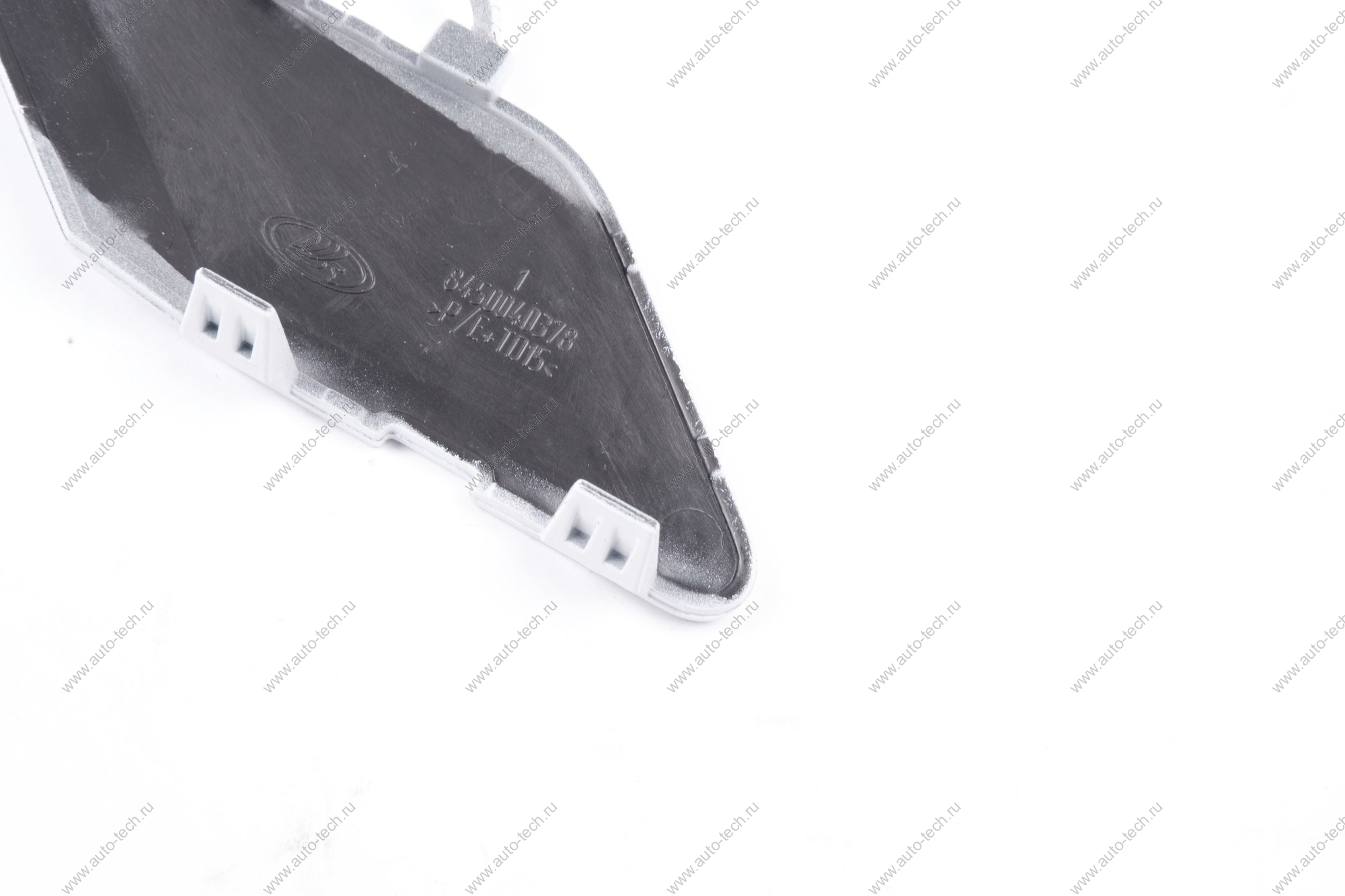 Крышка окна под переднюю буксирную проушину в цвет 221 Ледниковый (белый LADA Vesta FL Lada LADA 8450040057-221