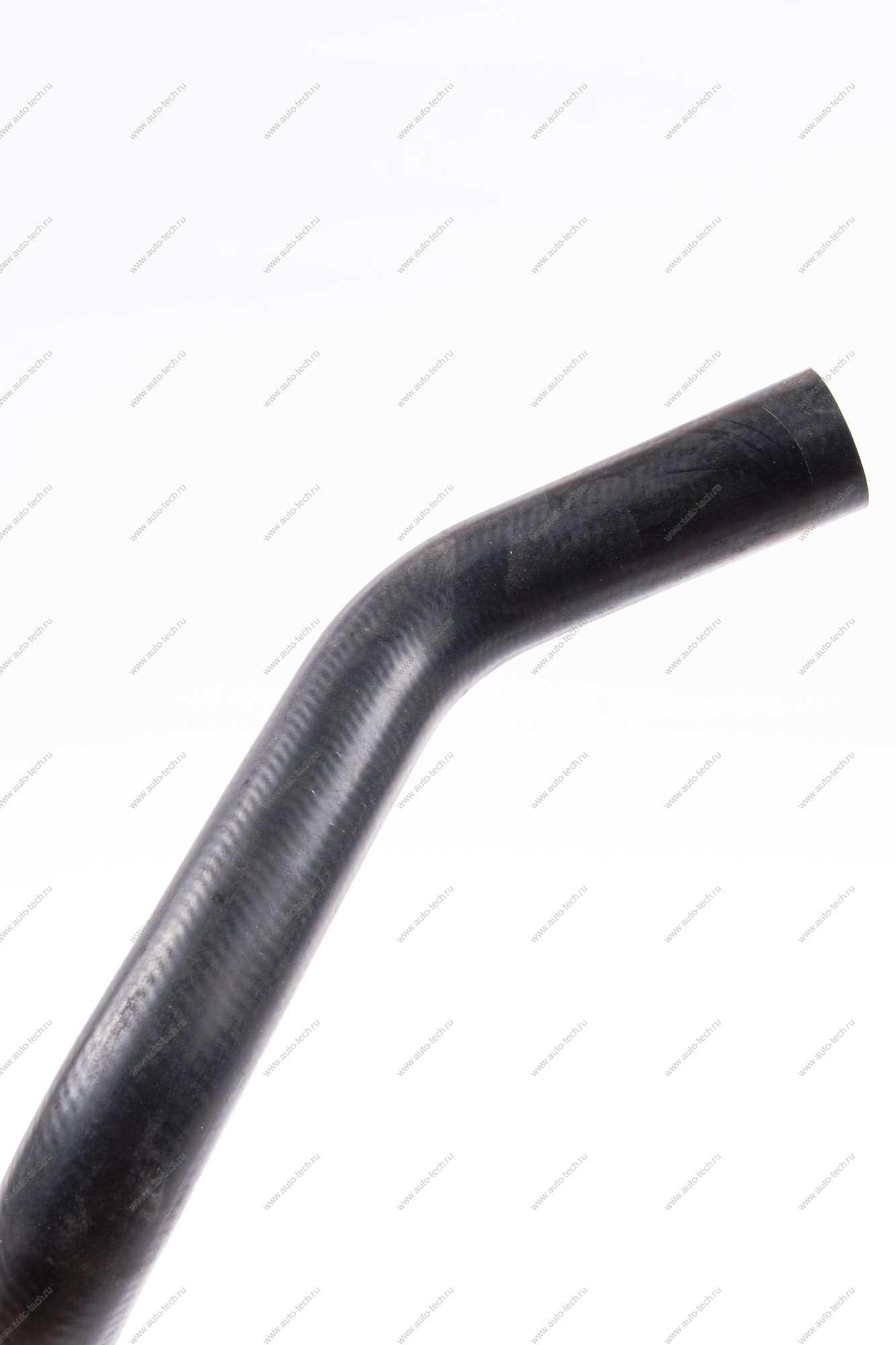 Шланг LADA Largus/Лада Ларгус отводящий радиатора нижний двигат. 11189 евро-5 (БРТ) Lada LADA 8450009490