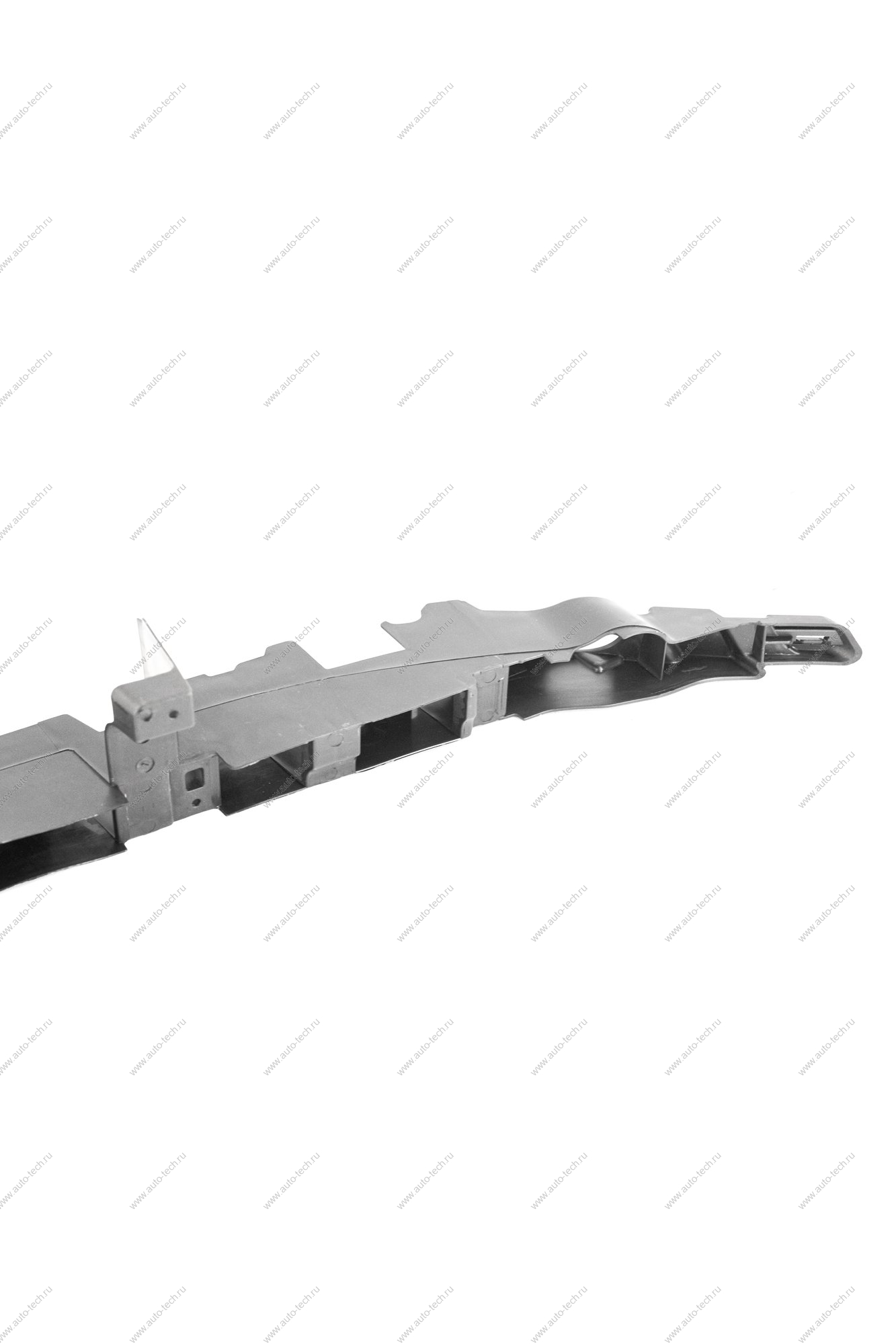 Усилитель переднего бампера LADA Xray Cross Lada LADA 8450021108
