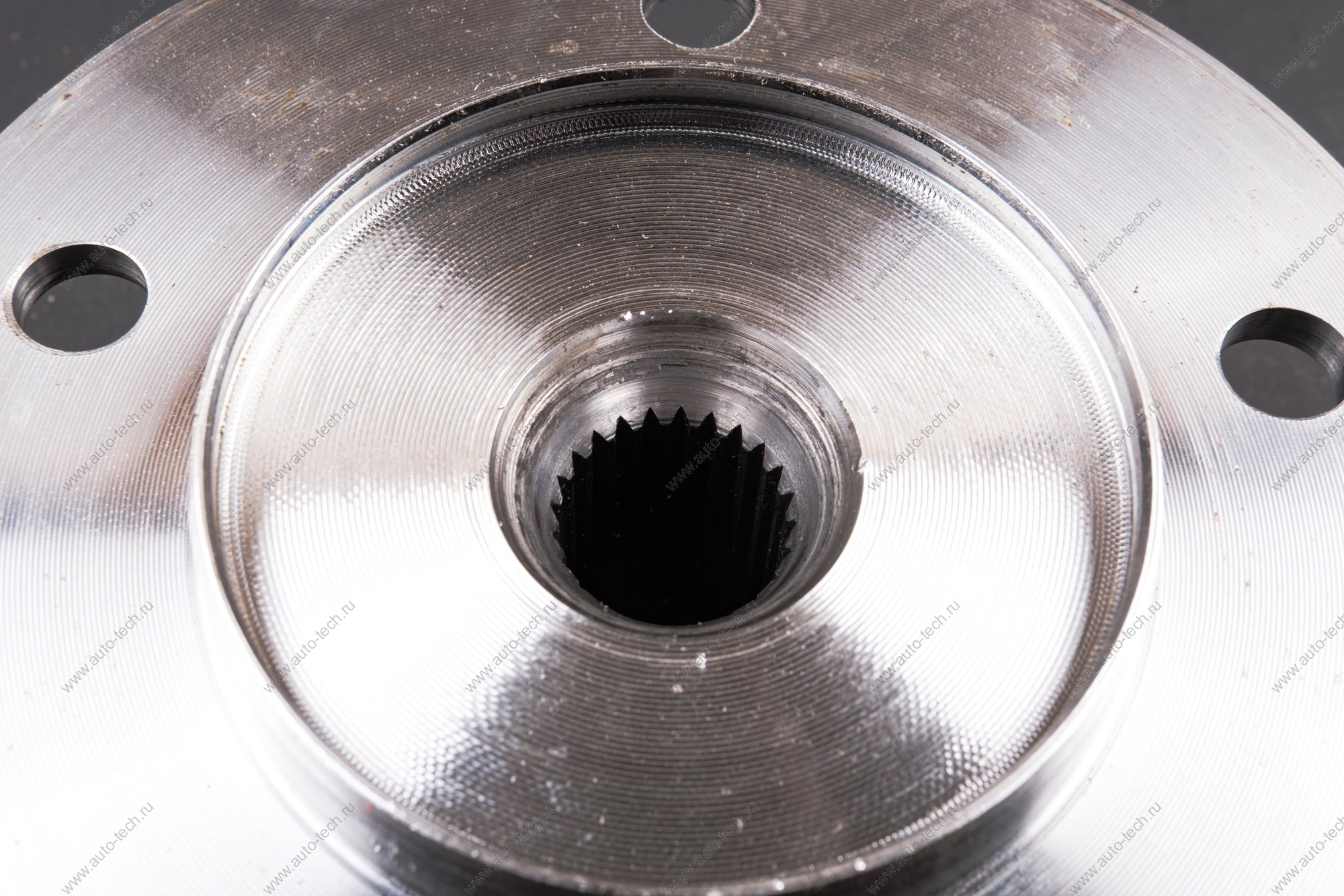 Ступица ВАЗ-2123 переднего колеса (24шлица) Lada LADA 21230310301400