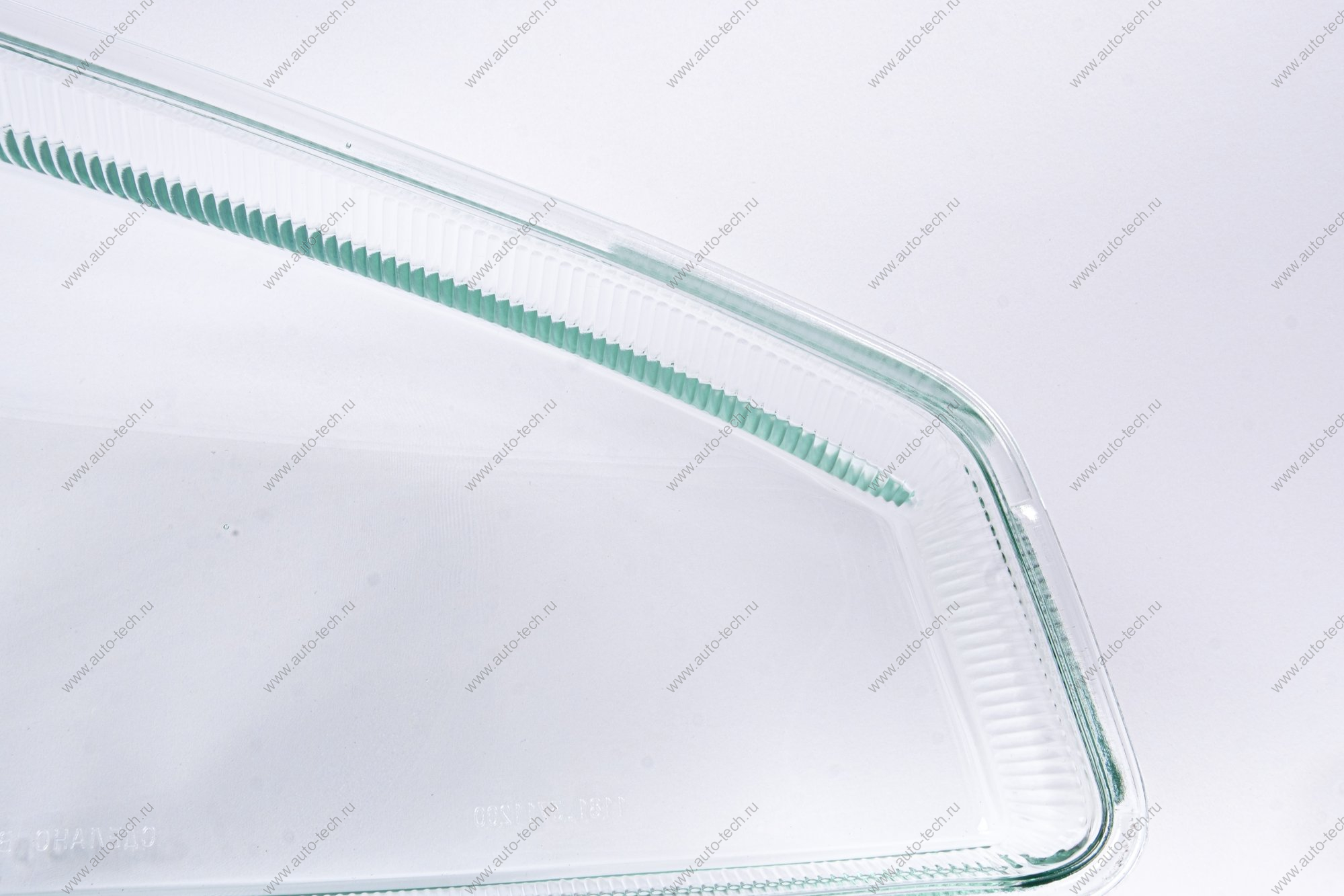 Стекло ВАЗ-1118 фары левое ВОSCН- Рязань BOSCH 11180-3711011-05