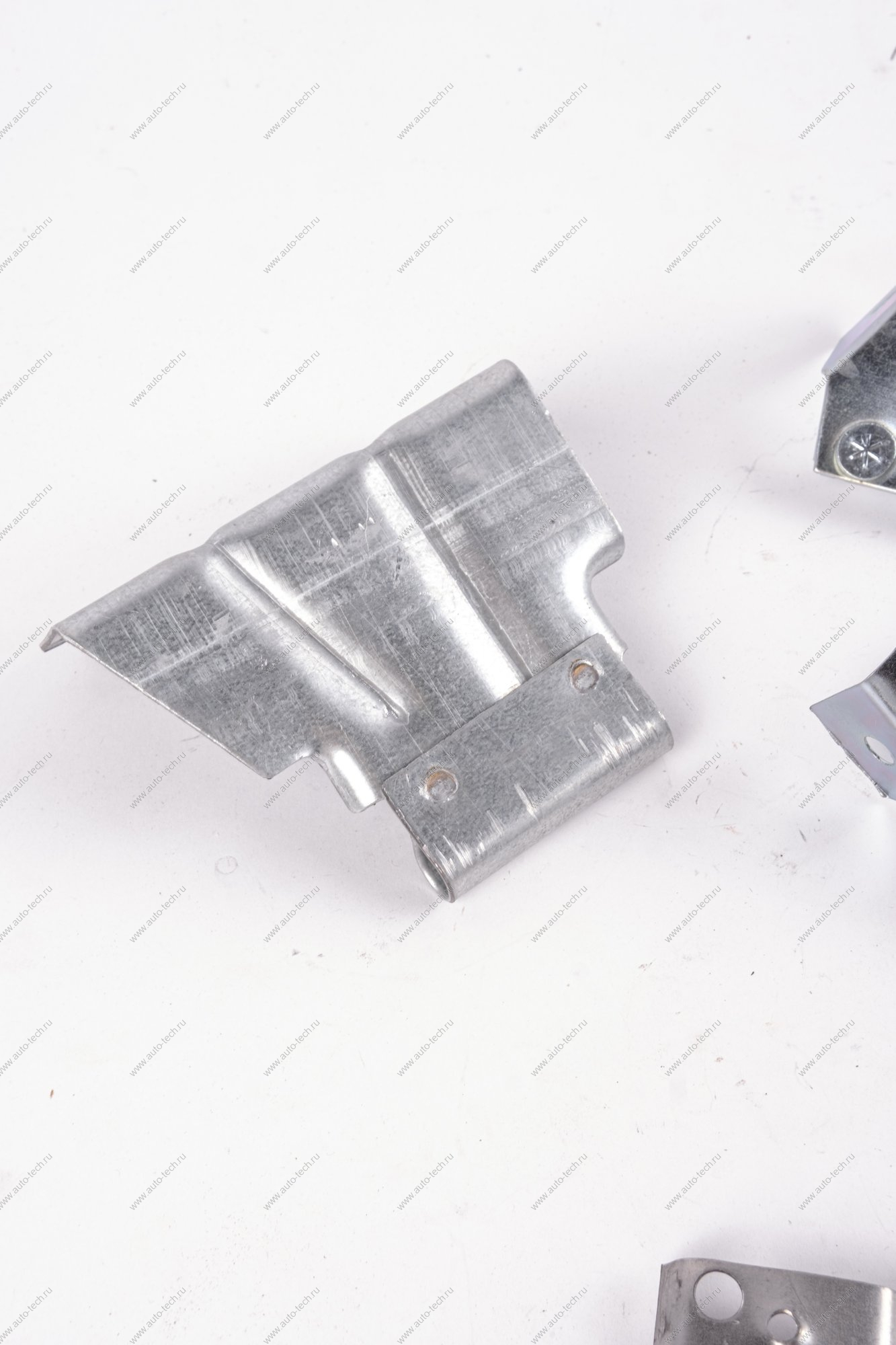 Кр-н заднего бампера ВАЗ-2108 (комплект) без болтов крепл бампера 21080-2803168-00 Тольятти Тольятти 21080280403435