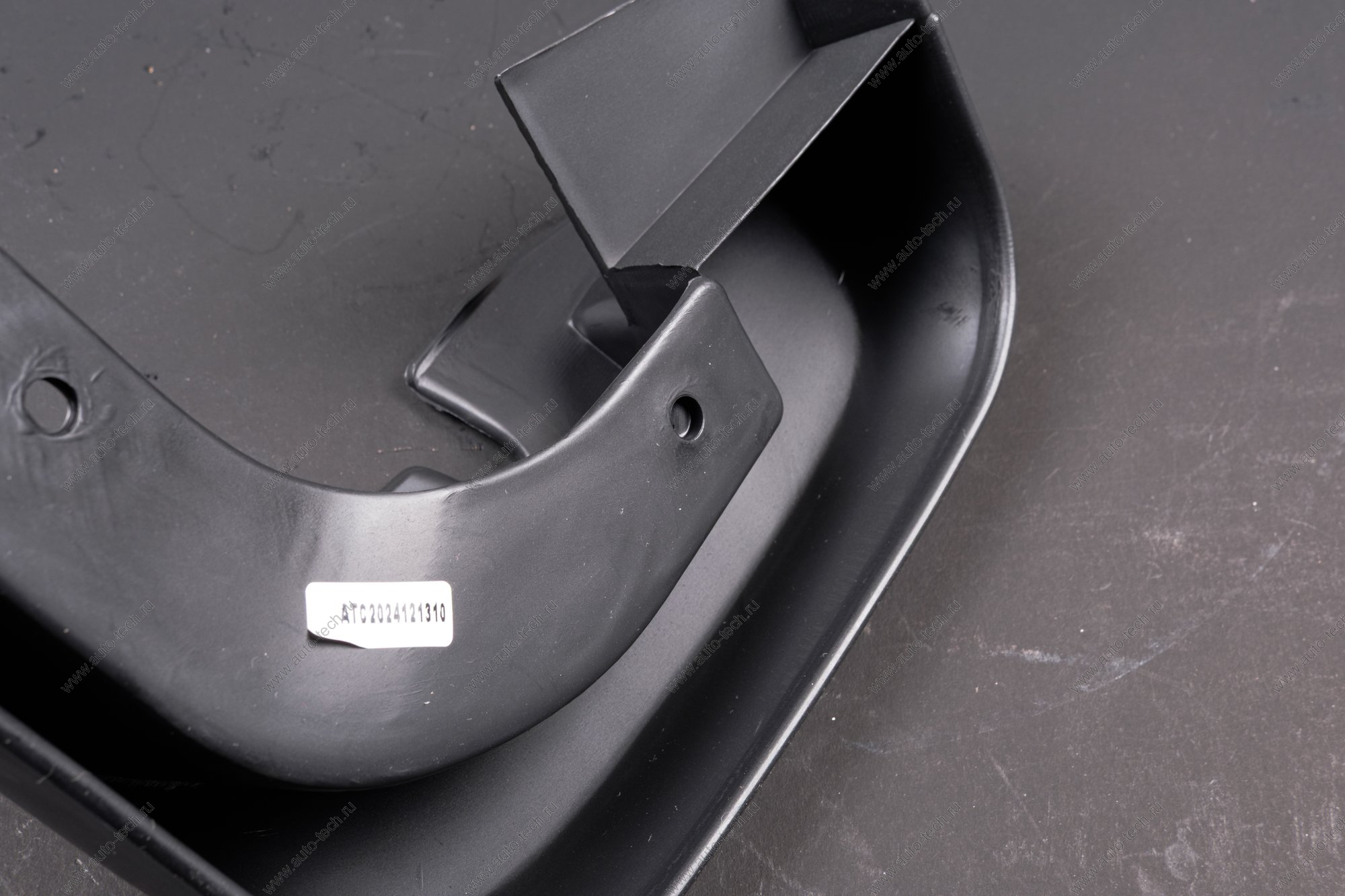 Брызговик Honda Civic 05-12 / Civic USA 05-08 (Спереди/ Справа/ 4D SED) HONDA STHD09016B1