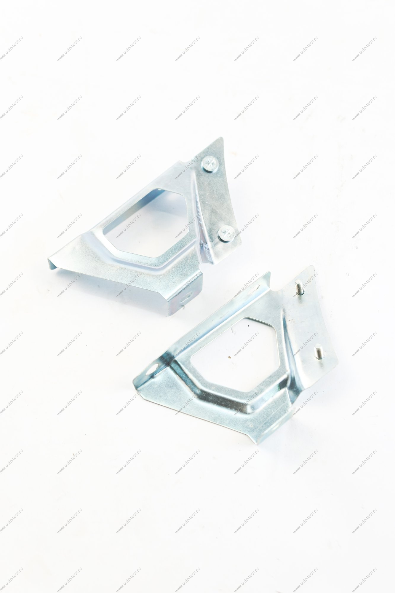 Кр-н заднего бампера ВАЗ-2114 боковой правый+левый (метал) к-т Lada LADA 21130-2804036+37