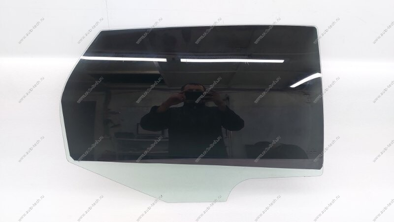Стекло Lada Vesta SW/SW Cross опускное задней правой двери Tinted (тонирован) (светопропускная способность 30%) AGC AGC 4117087