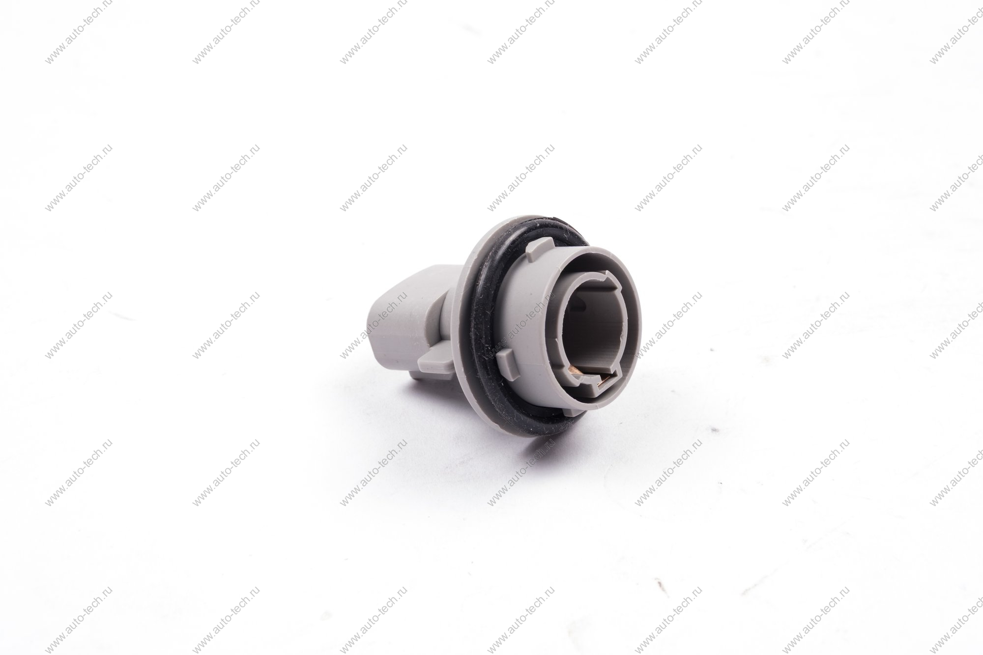 Патрон Lada Vesta заднего фонаря, габарит и стоп пластик P21 5W BAY15D KOITO F5101 KOITO 7ML19321801310