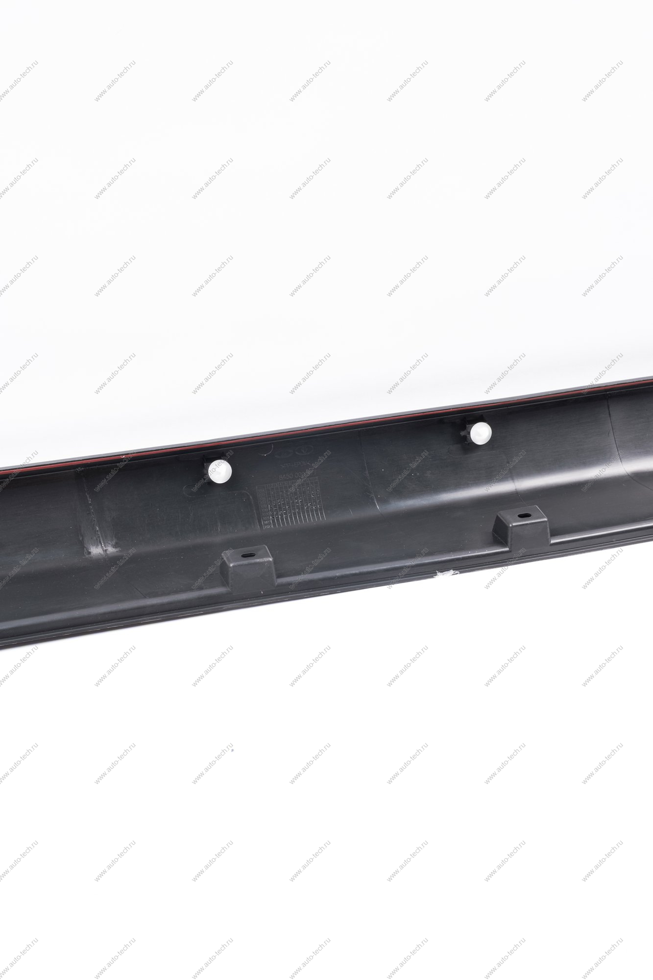 Облицовка LADA Largus Cross (FL) NEW порога левая с лентой Lada LADA 8450091633