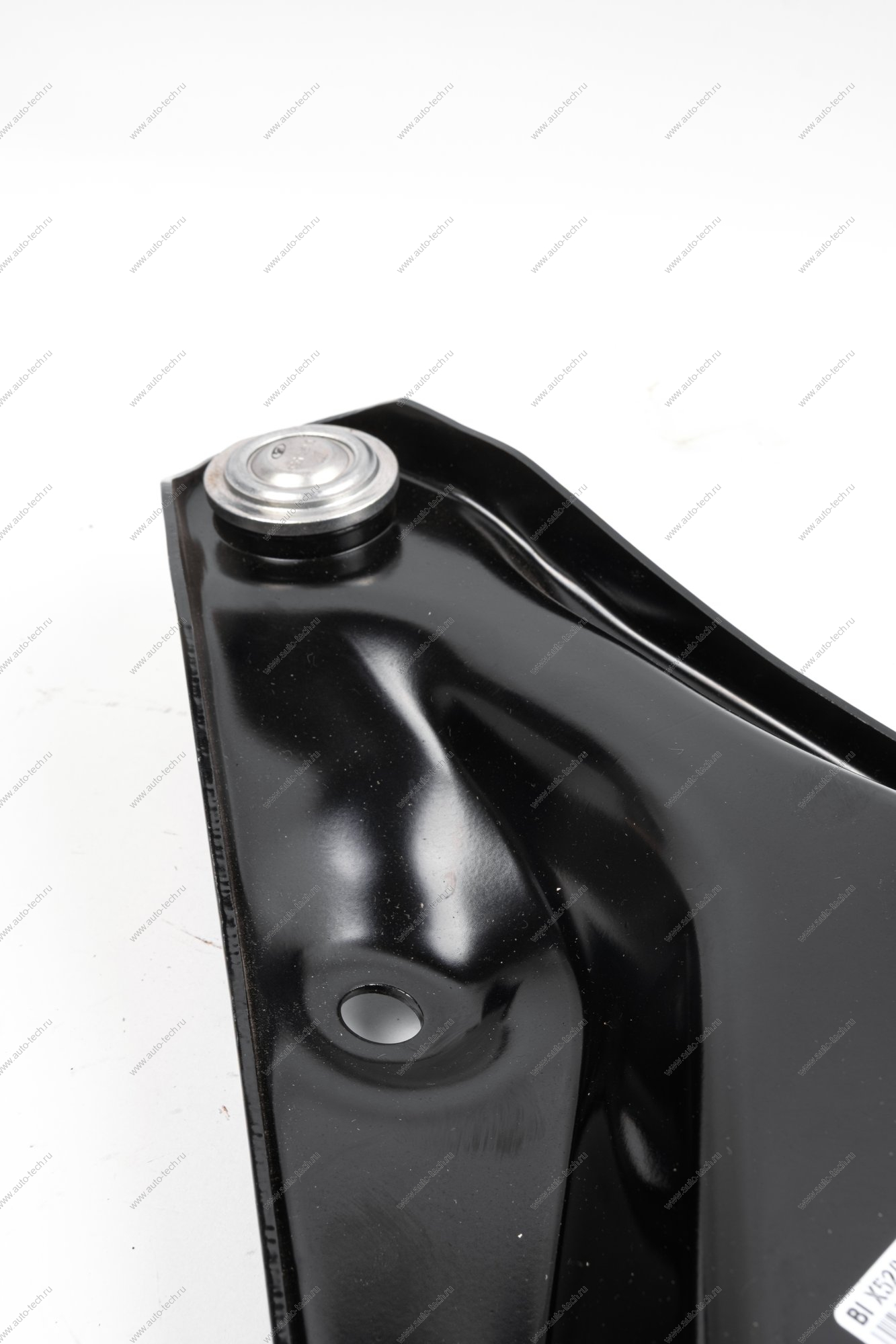 Рычаг передний правый LADA Largus/Logan 2014- (с боковой проточкой) Lada LADA 8450094331