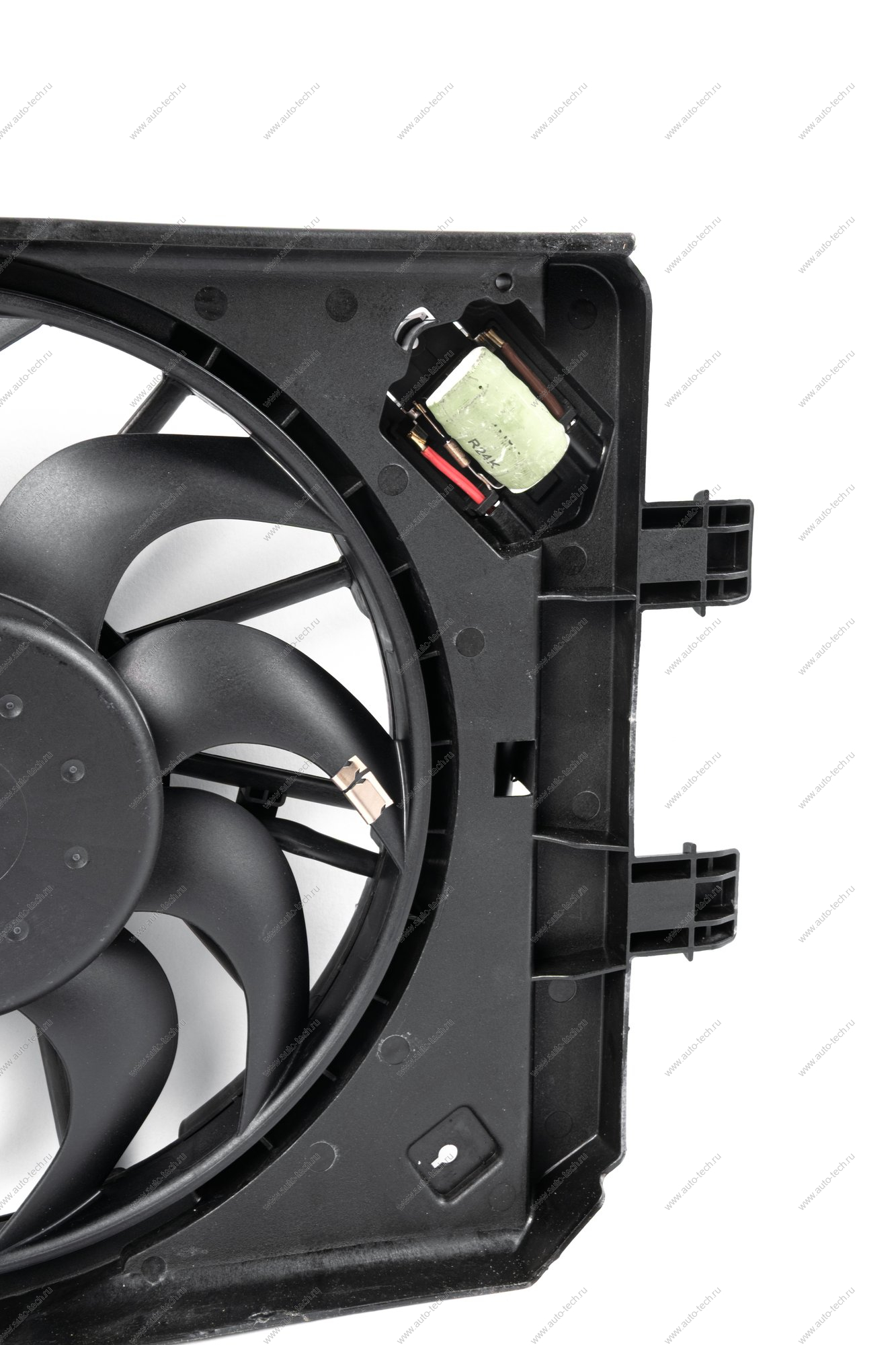 Вентилятор охлаждения с кожухом к радиат с кондиц. н/о 2015- (тип KDAC) ВАЗ-2190 LUZAR