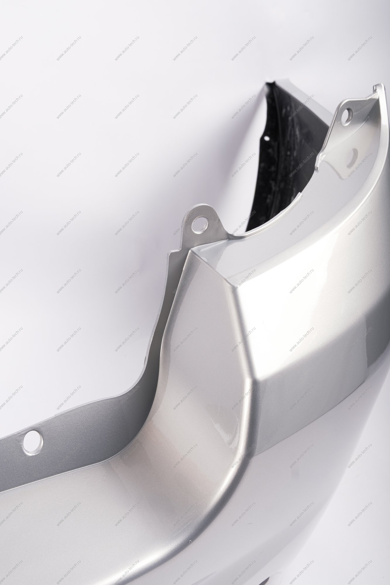 Бампер задний (FL) LADA GRANTA 2018- (седан) крашеный в цвет 610 Рислинг (серебристый) АвтоВАЗ LADA 8450103787-610