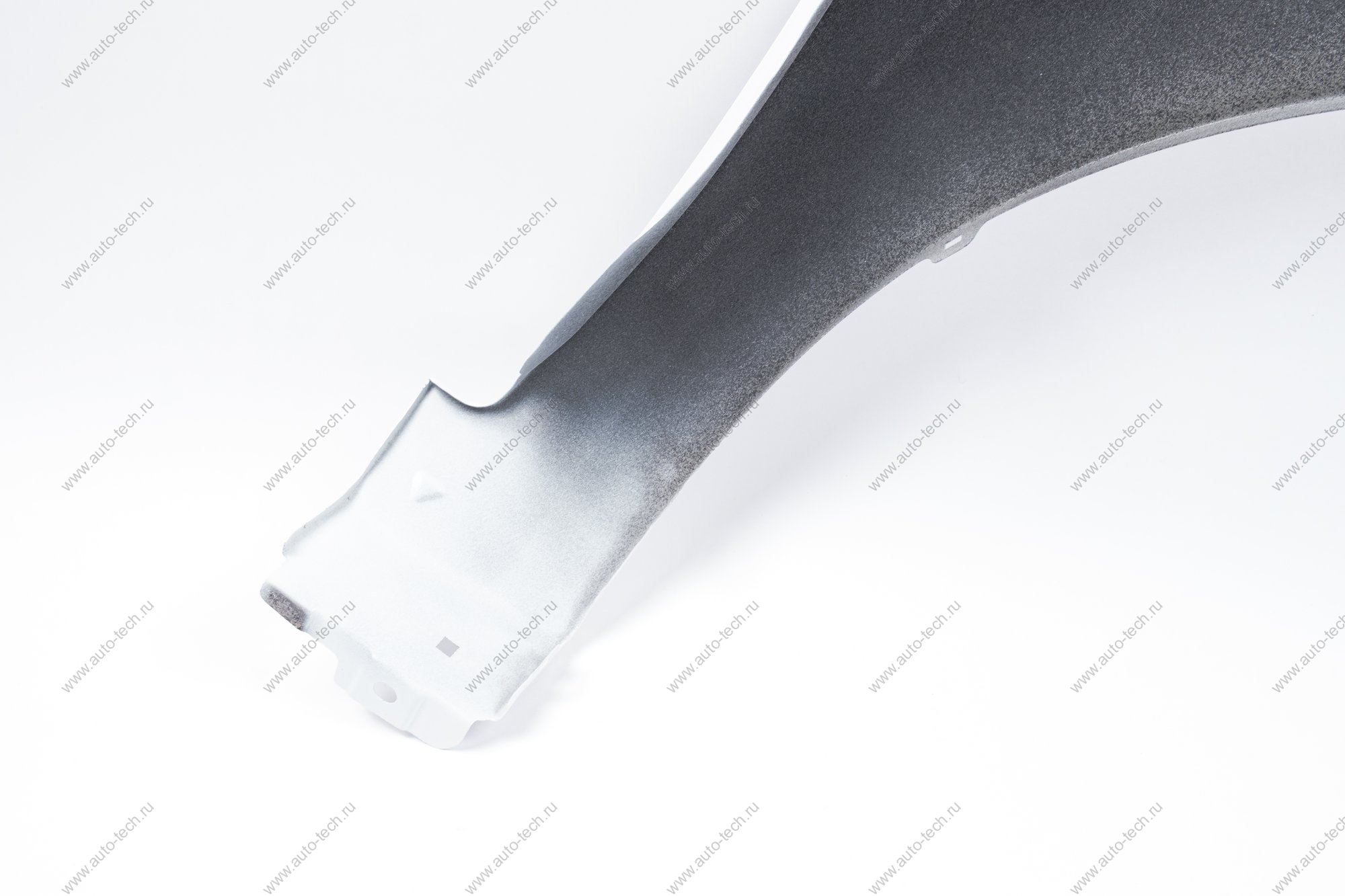 Крыло LADA Vesta/Веста переднее левое в цвет 221 Ледниковый (белый) GAMMA LADA 8450039382-221-GAMMA