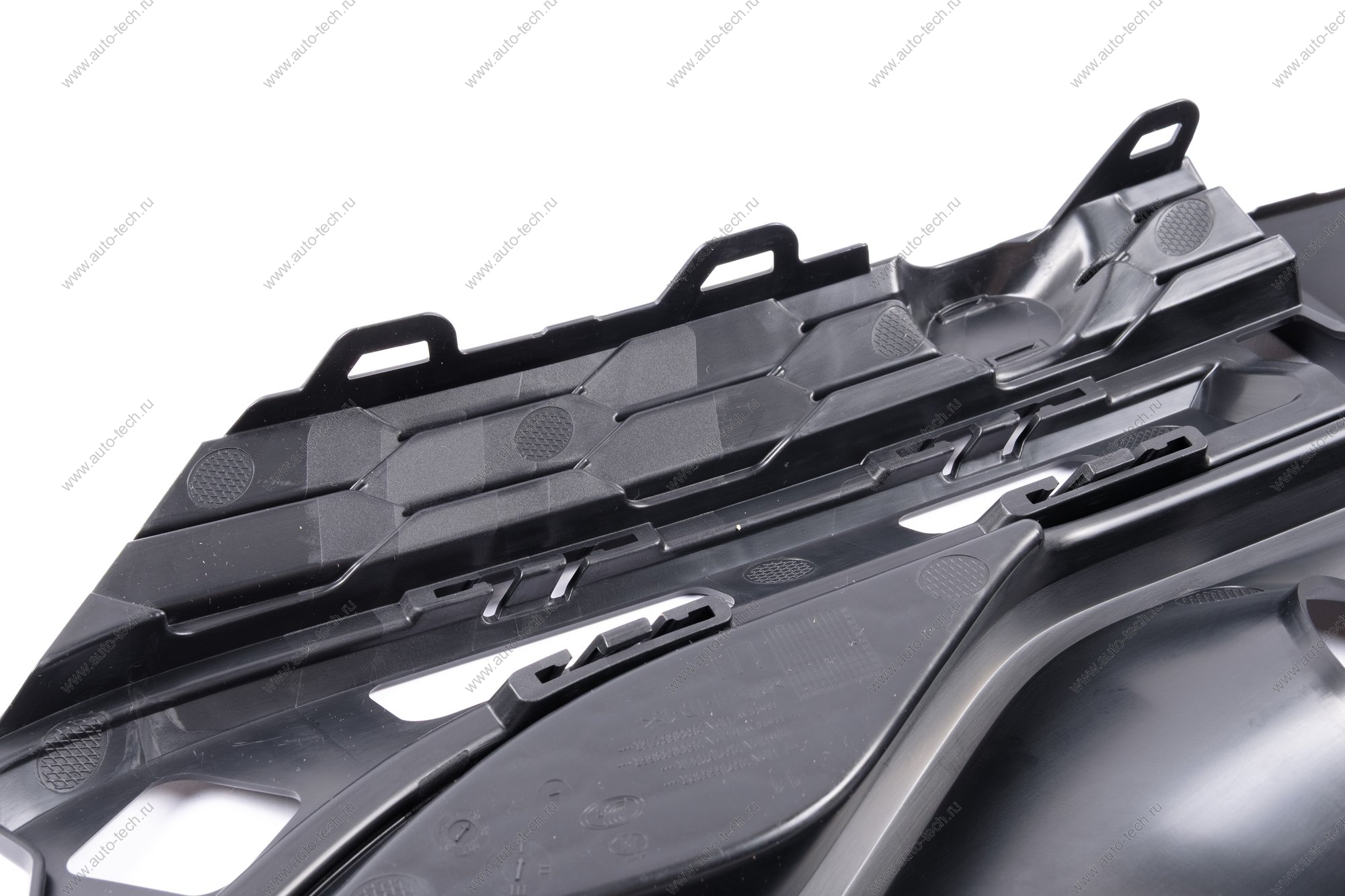 Облицовка переднего бампера левая LADA ISKRA Lada LADA 269161134R