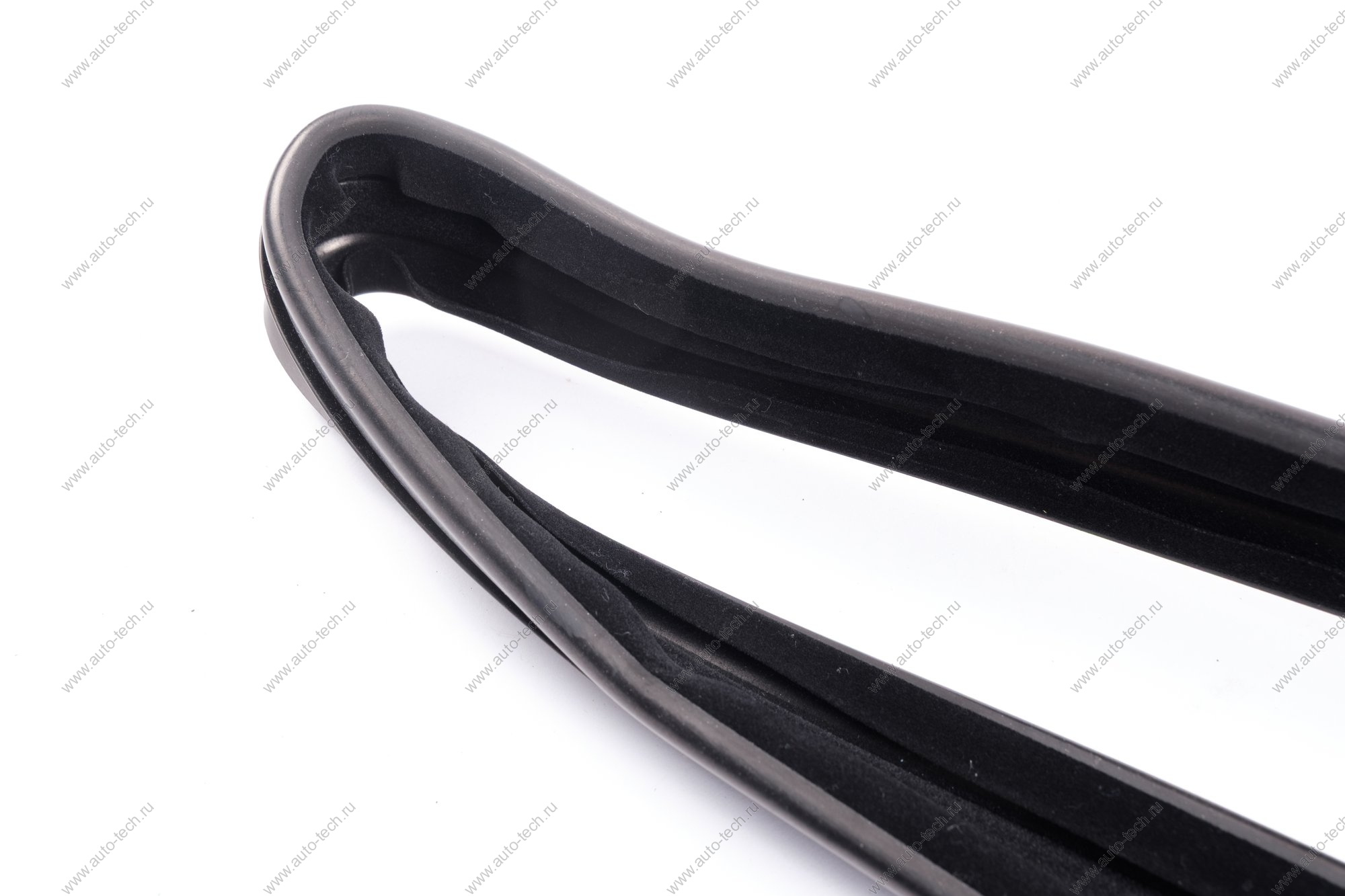 Уплотнитель ВАЗ-21214 опускного стекла передней двери верхний правый (БРТ) Lada LADA 212146103298Р