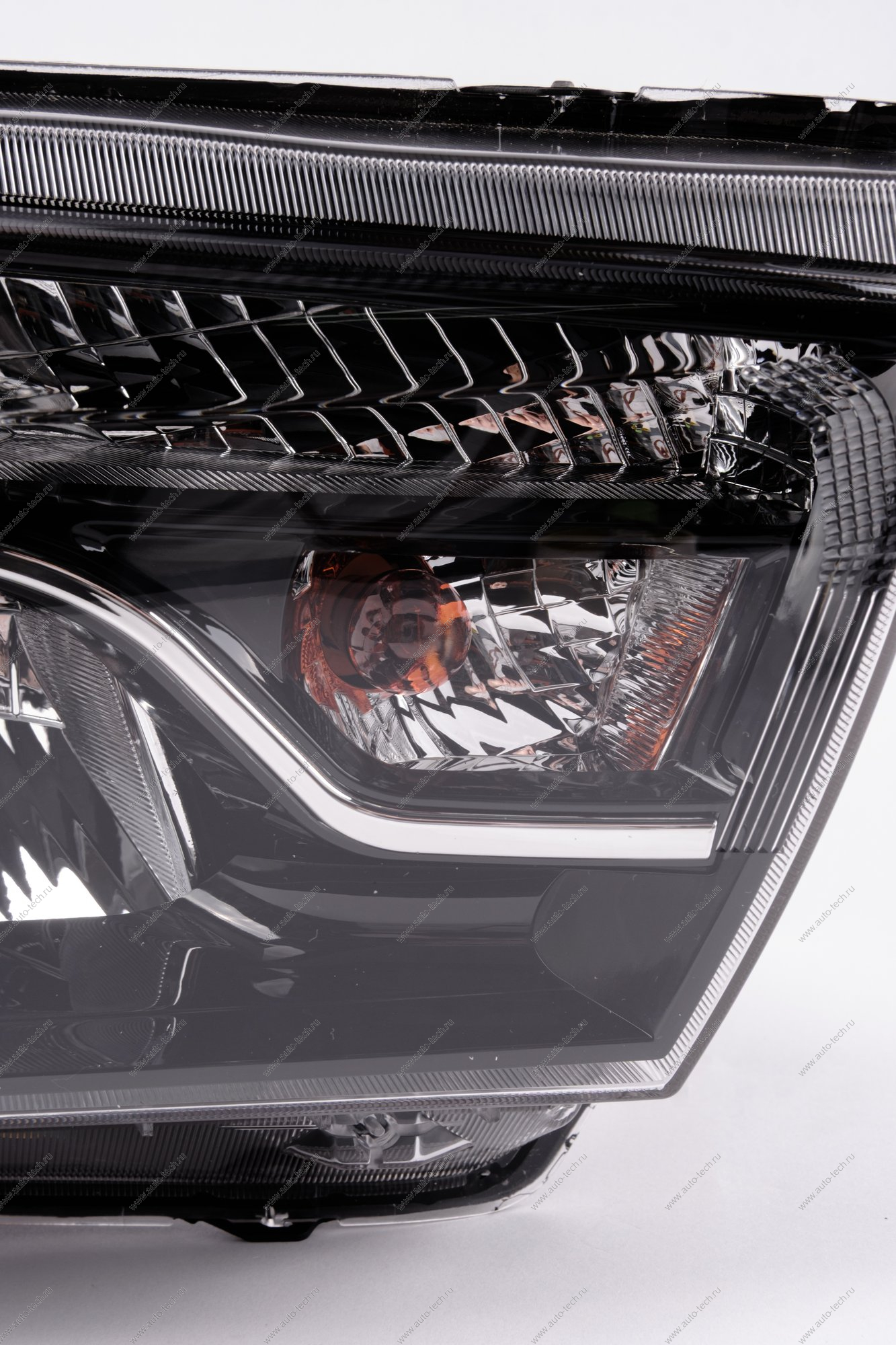 Фара LADA Vesta/Веста/SW/ SW Cross правая (с логотипом LADA) (качество оригинала) GAMMA GAMMA АБФ-8002R