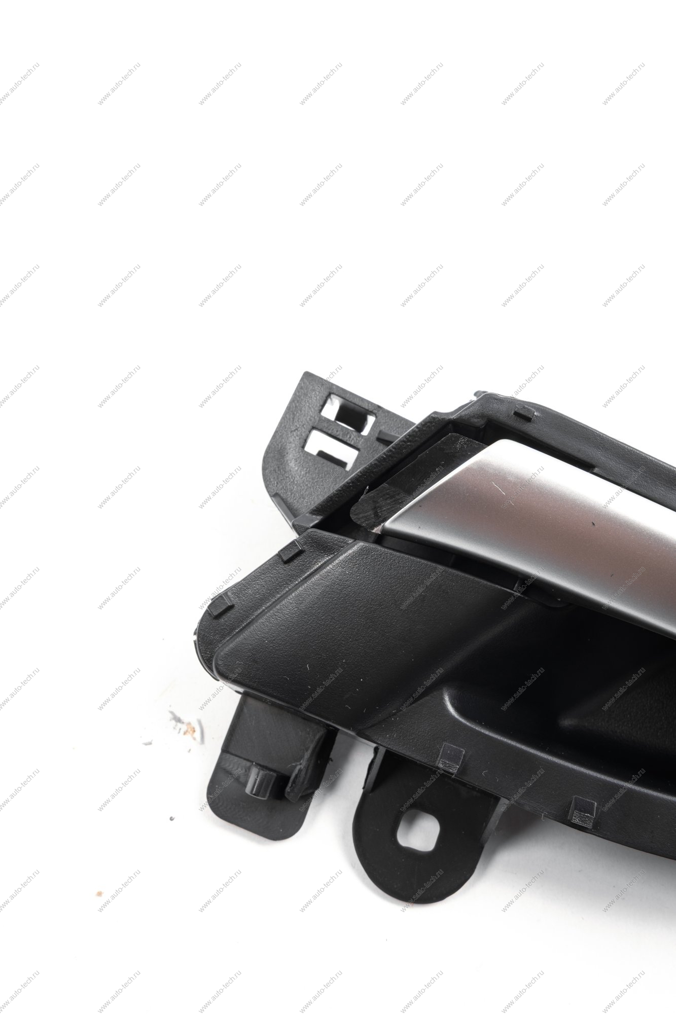 Ручка LADA Vesta/Веста внутренняя передней/задней двери правая Lada LADA 8450007743