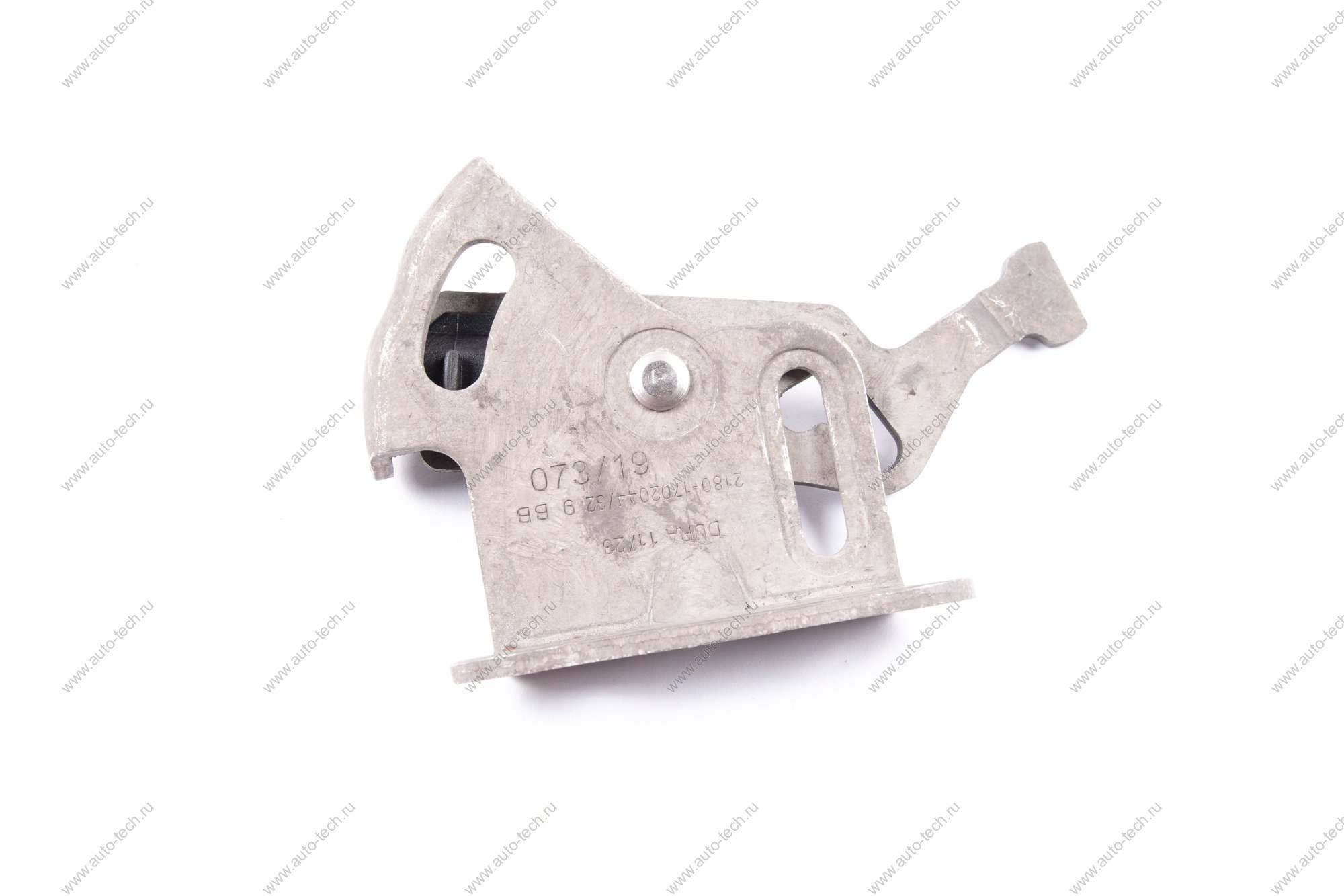 Вилка включения заднего хода с кронштейном в сборе КПП BVR5/BVI5 Lada LADA 21800170204400