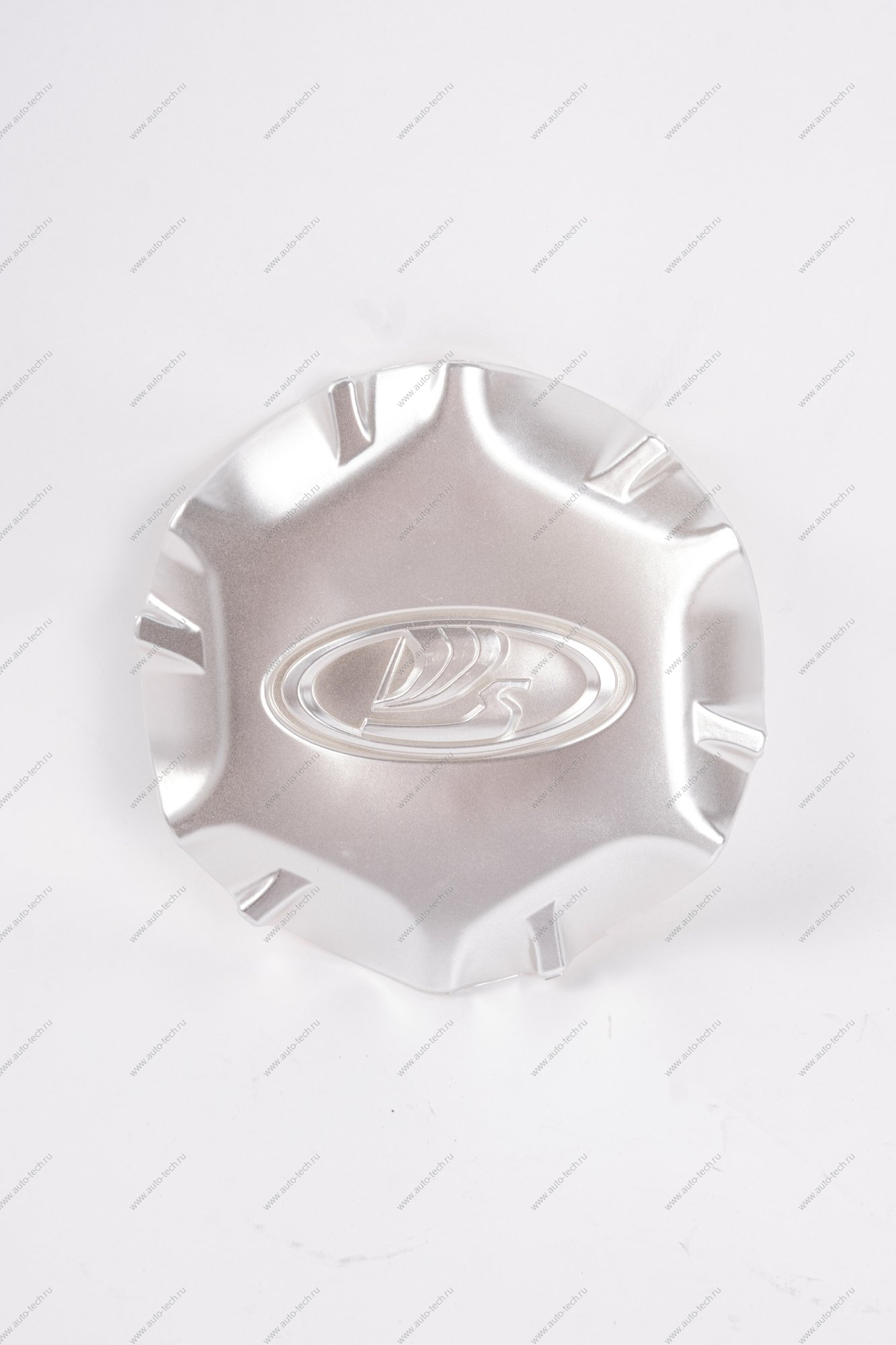 Колпак колеса R-16 LADA Vesta/Веста для литого диска (Пталомей) (на диск 8450006802) (,КиК, ООО г. Красноярск) Lada LADA 8450008636