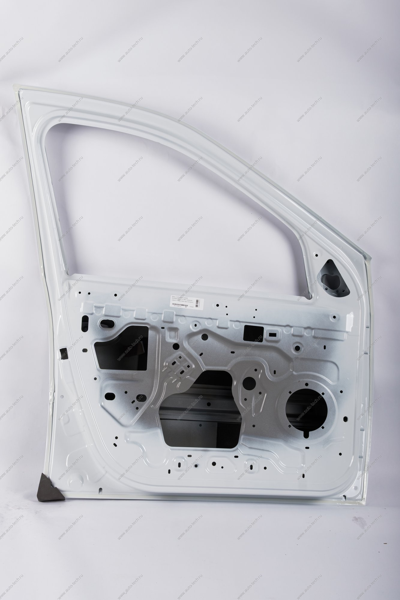 Дверь передняя левая LADA Largus/Лада Ларгус крашеная (с отв. под молдинг) 221 Ледниковый (Белый) Lada LADA 801013696R-221