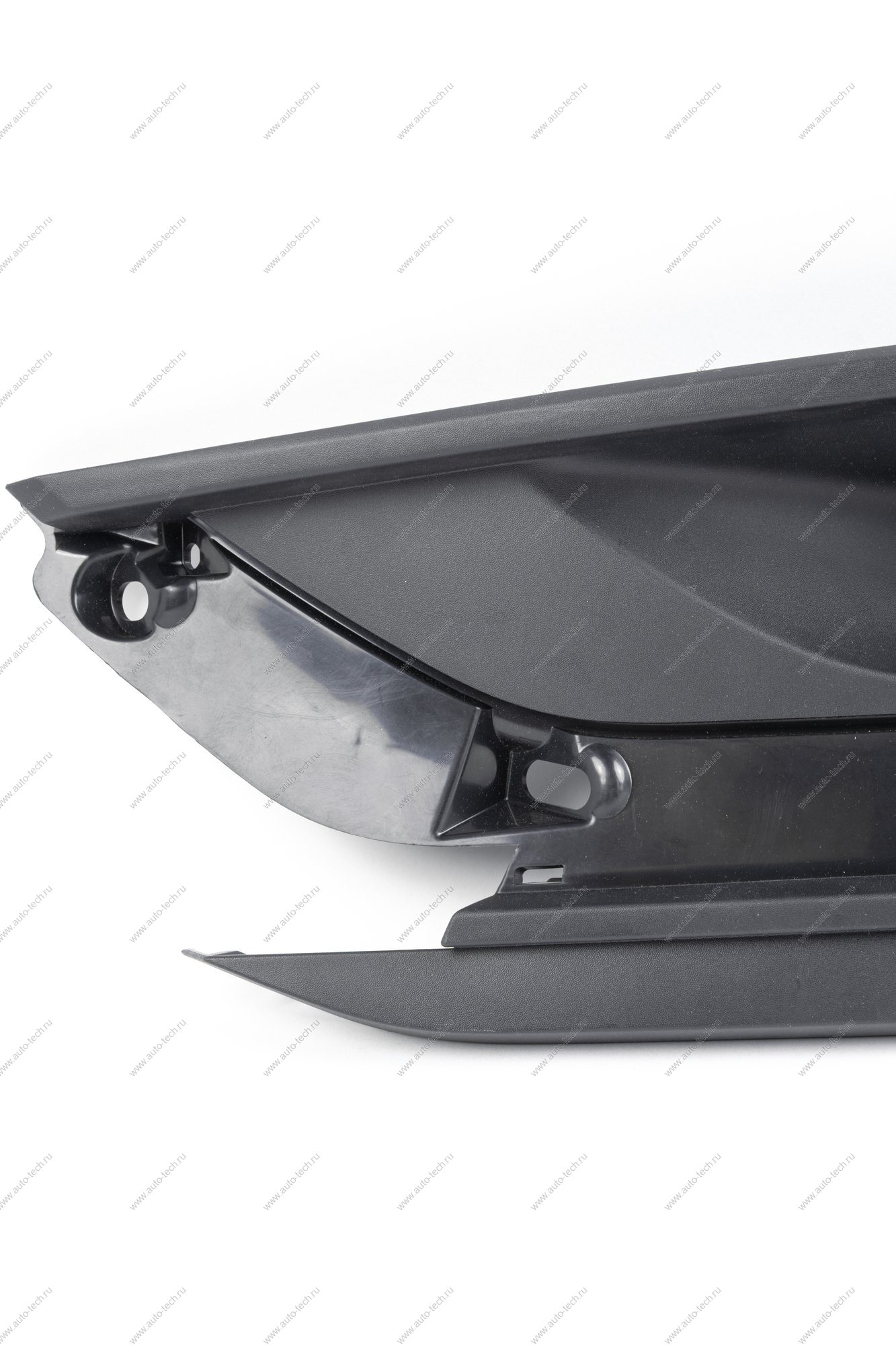 Облицовка ПТФ левая под парктроник LADA Vesta FL Lada LADA 8450041597