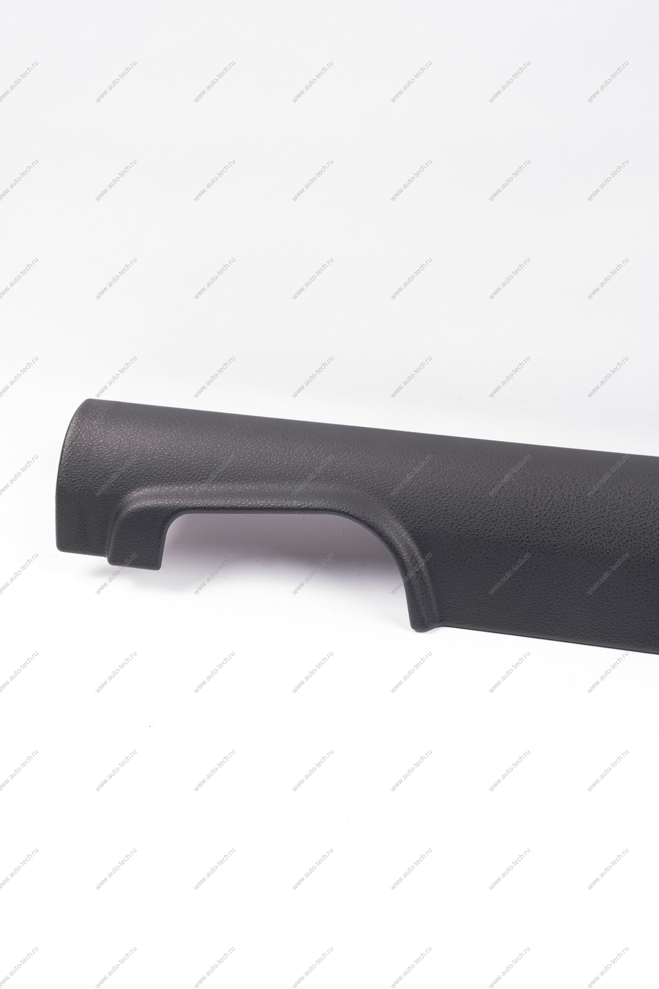 Облицовка порога пола передняя левая LADA Vesta/Веста (внутр.) Lada LADA 8450007254