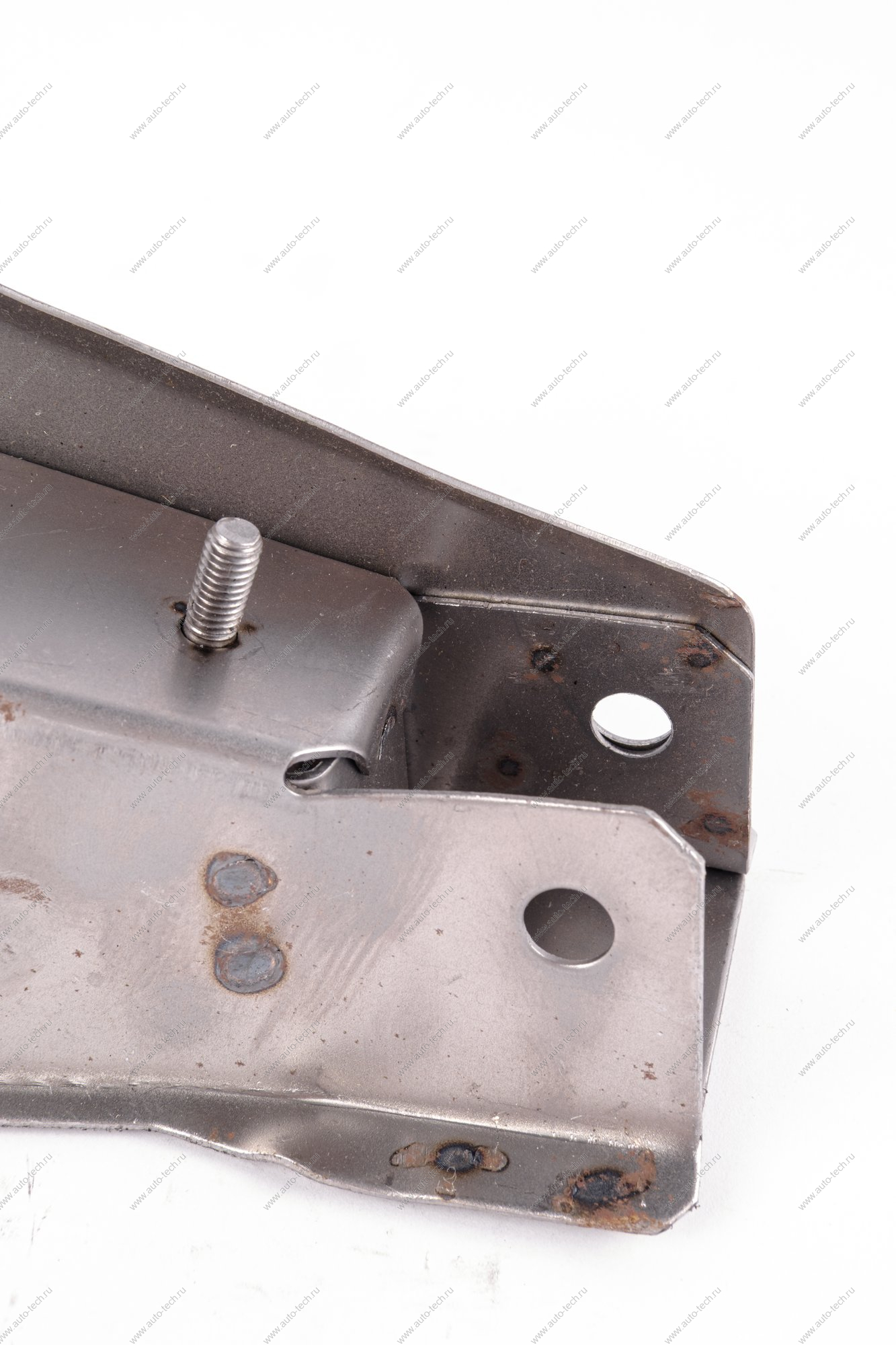 Кр-н ВАЗ-2101 крепления штанги (солдатик с косынкой) Kamaz KAMAZ 21010-5101202-61