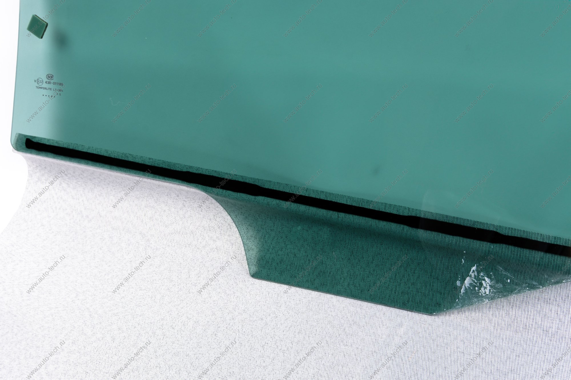 Стекло LADA Vesta/Веста опускное задней двери левое тонирован. (Tinted) Lada AGC 4177709