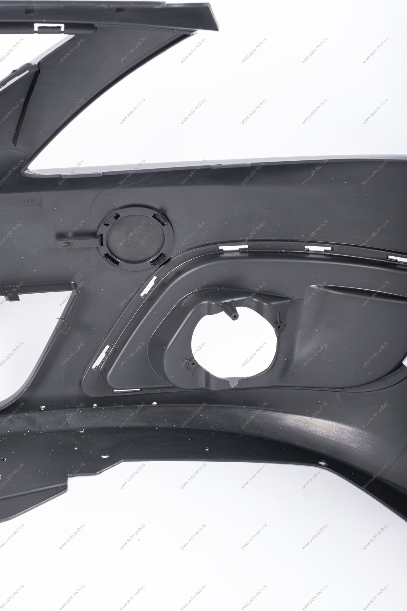 Бампер передний (не окраш) с тиснением Largus Cross Lada LADA 8450009387