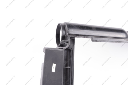 Щиток радиатора для авто с кондиц. (дефлектор) LADA Vesta Lada LADA 8450008157